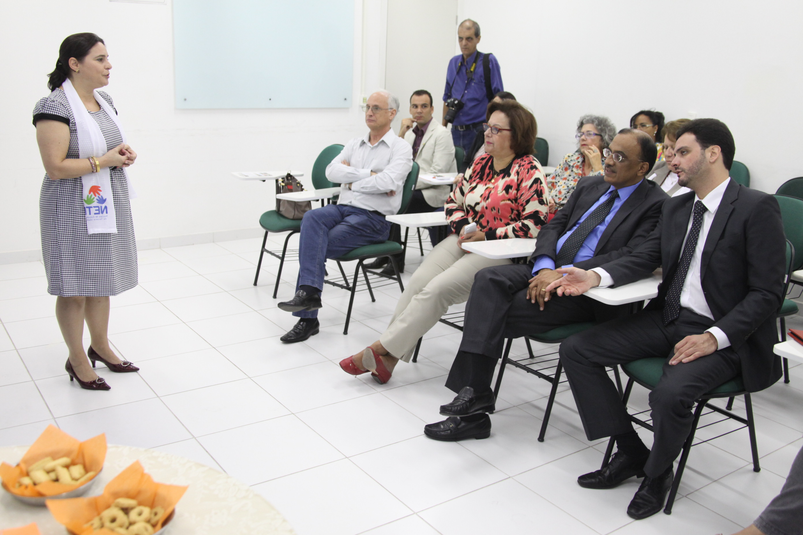 Deputada Dirce Heiderscheidt (PMDB) e Krishnamurthy Gangadharan visitam o Núcleo de Estudos da Terceira Idade (NETI) na UFSC e Grupo de Estudos da Terceira Idade (GETI) na Udesc. Foto: Fábio Queiroz