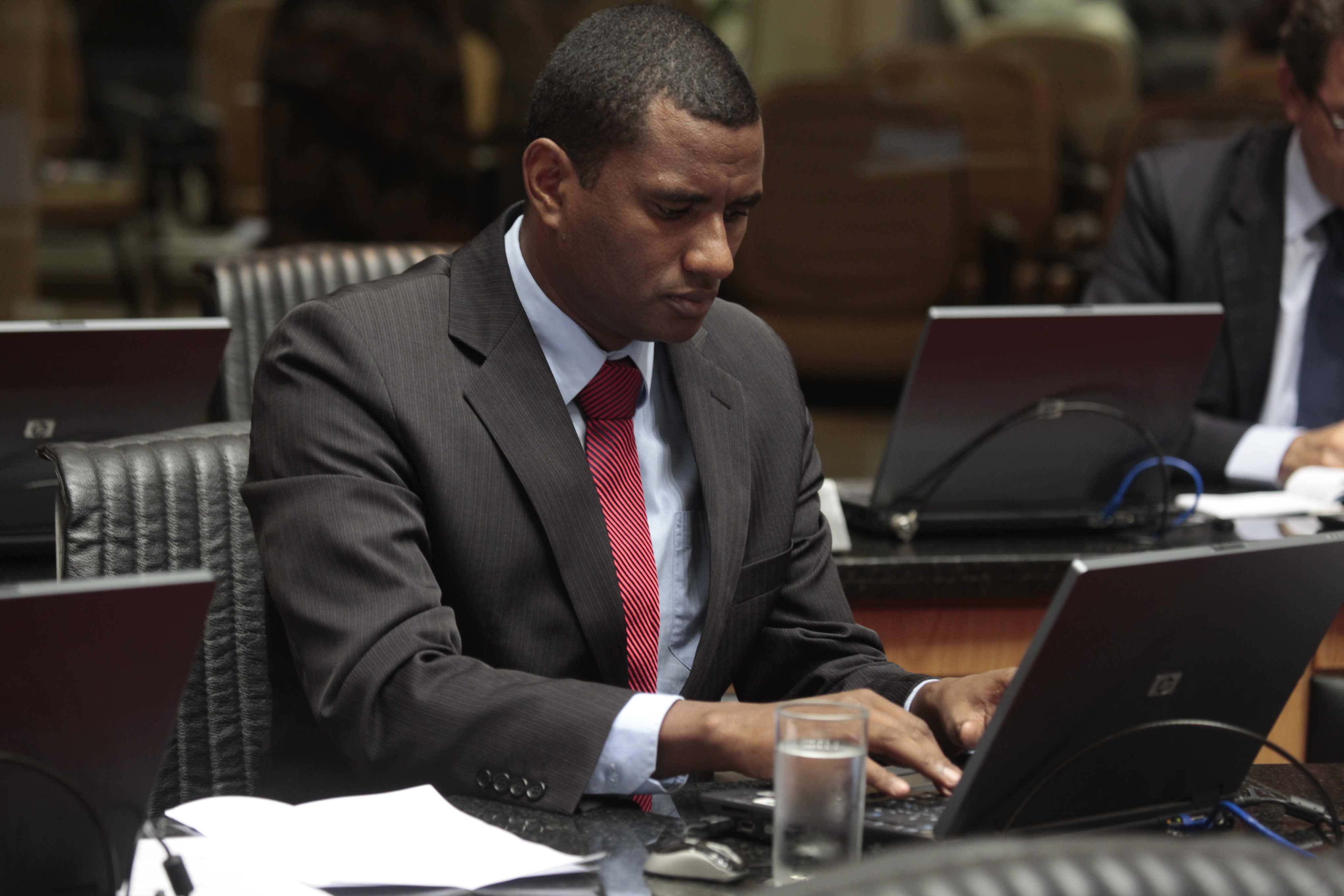 Sessão Ordinária - Plenário Osni Régis - Deputado: Sandro Silva (PPS) - Foto: Carlos Kilian