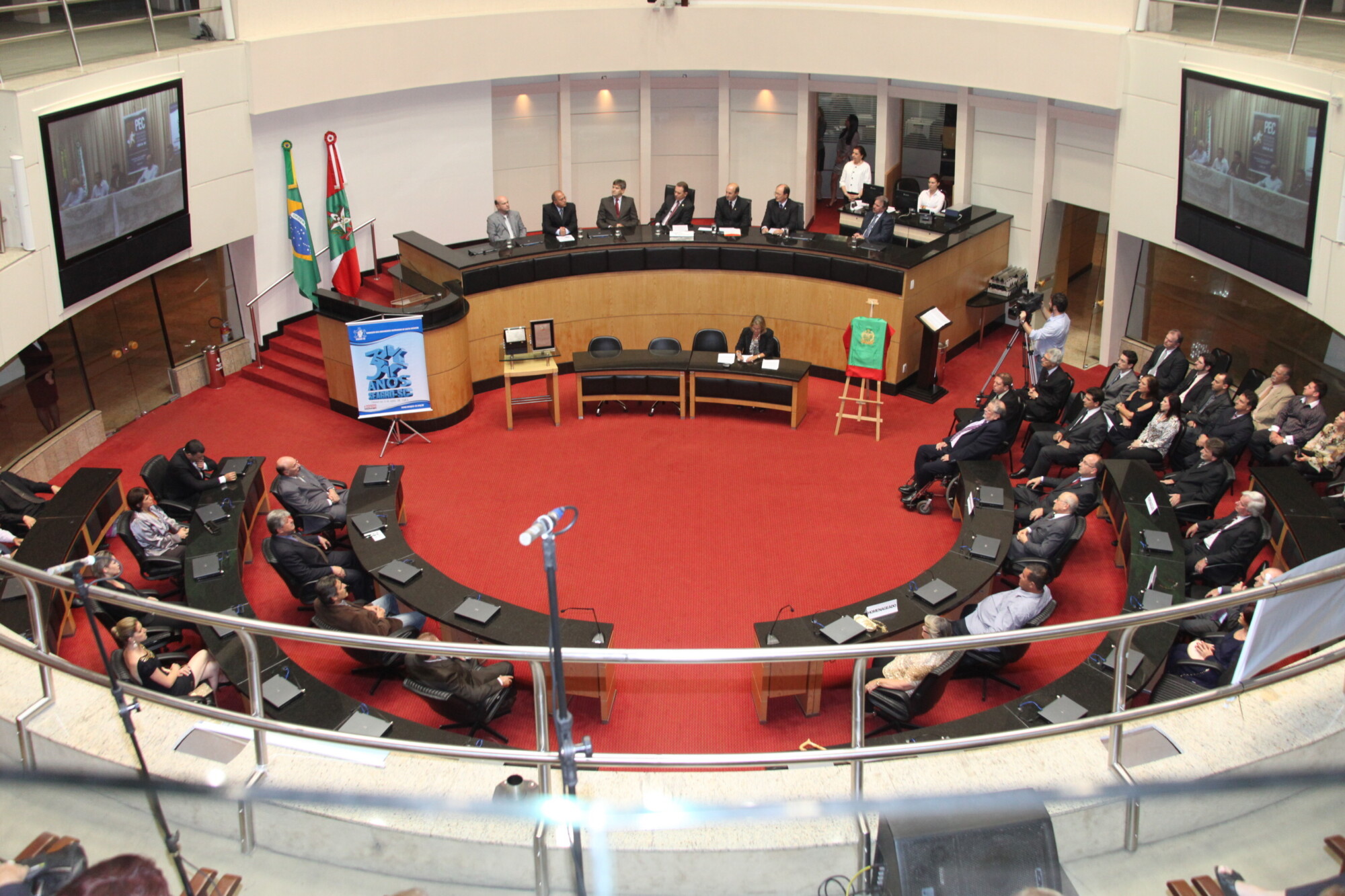 Parlamento presta homenagem ao Seagro/SC pelos 30 anos de fundação