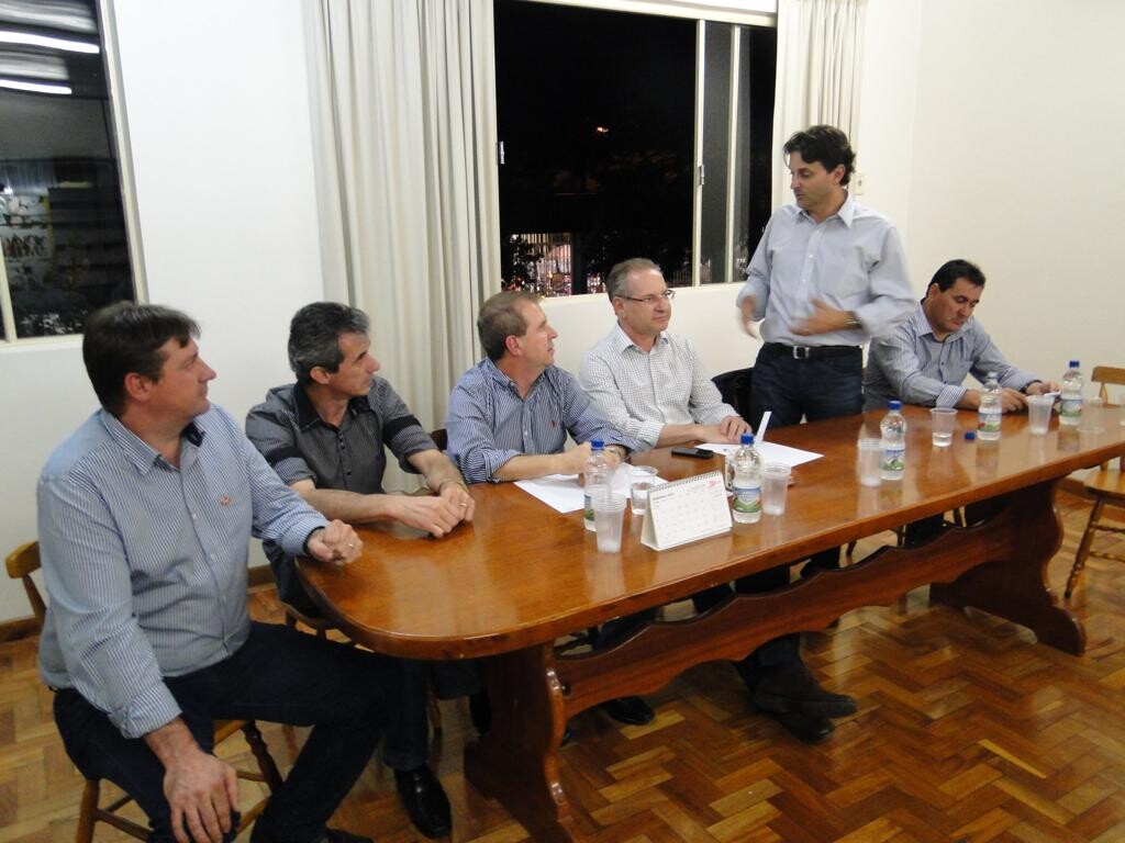 Eskudlark e Bornhausen mobilizam lideranças no Extremo Oeste