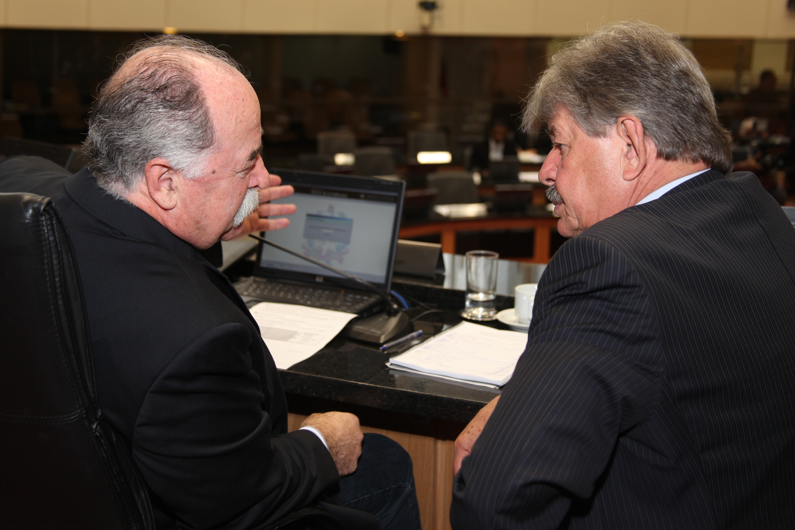 Sessão Ordinária - Plenário Osni Régis. Foto: Fábio Queiroz