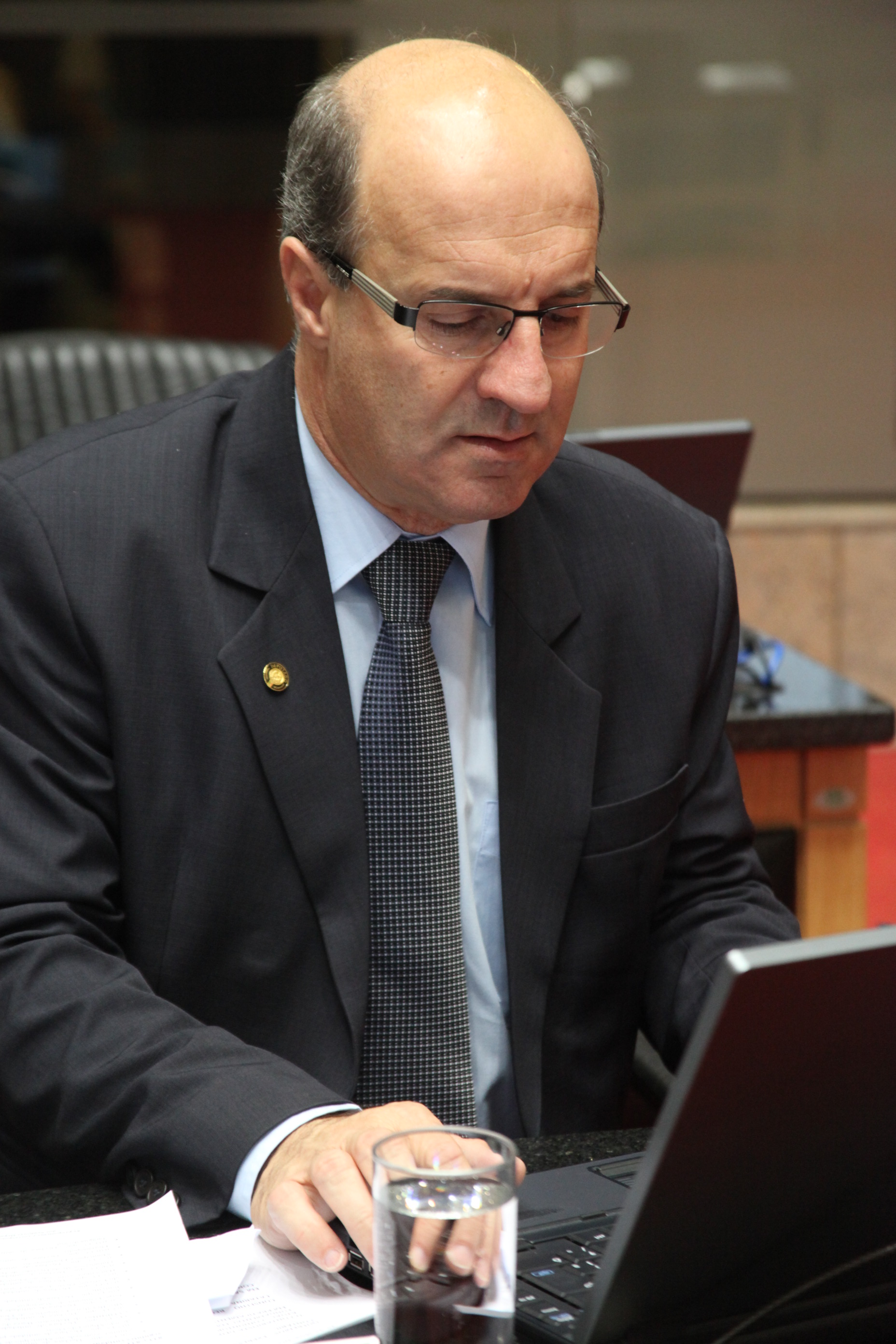 Sessão Ordinária - Plenário Osni Régis. Deputado Milton Scheffer (PP) Foto: Fábio Queiroz