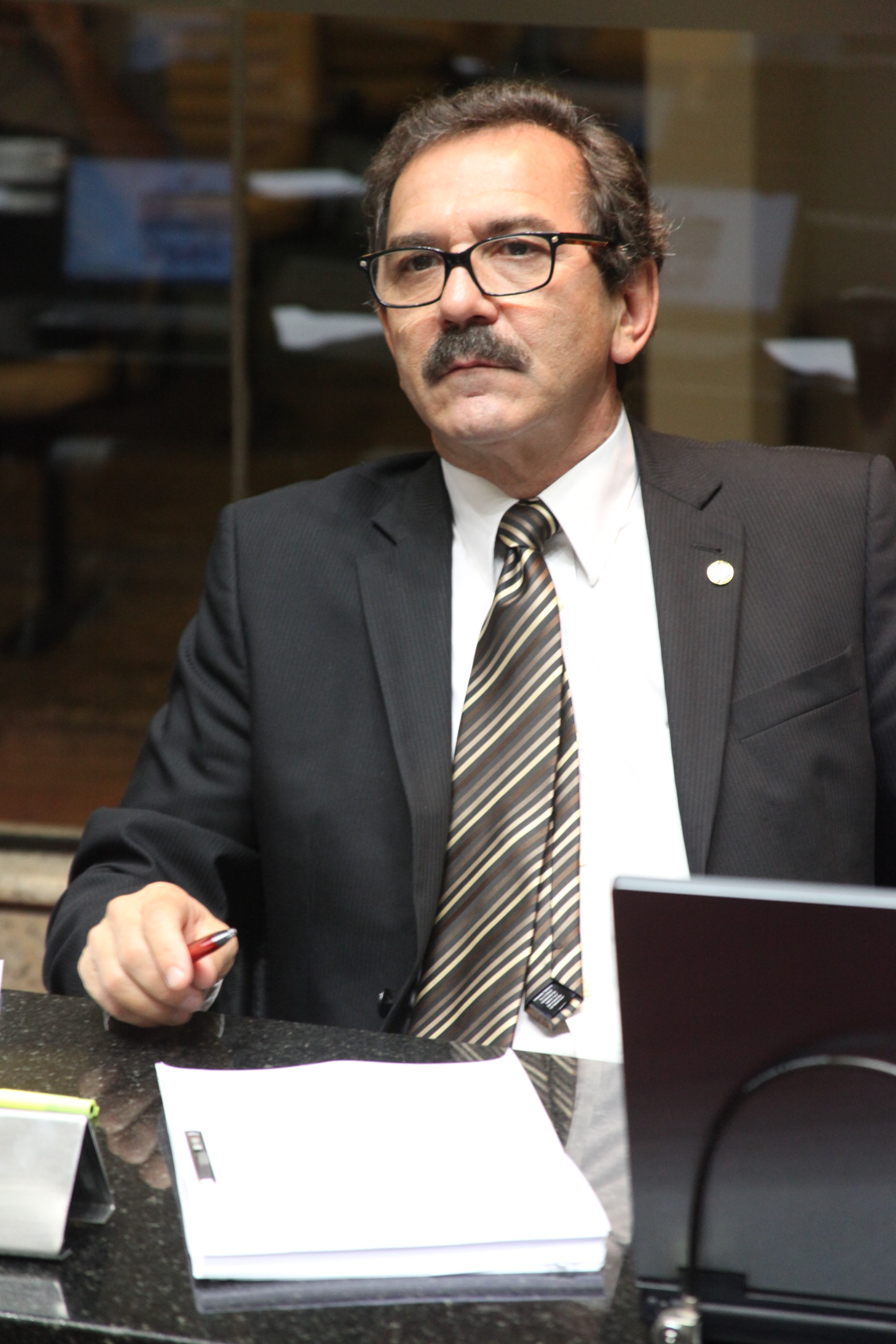 Sessão Ordinária - Plenário Osni Régis. Deputado Serafim Venzon (PSDB)  Foto: Fábio Queiroz