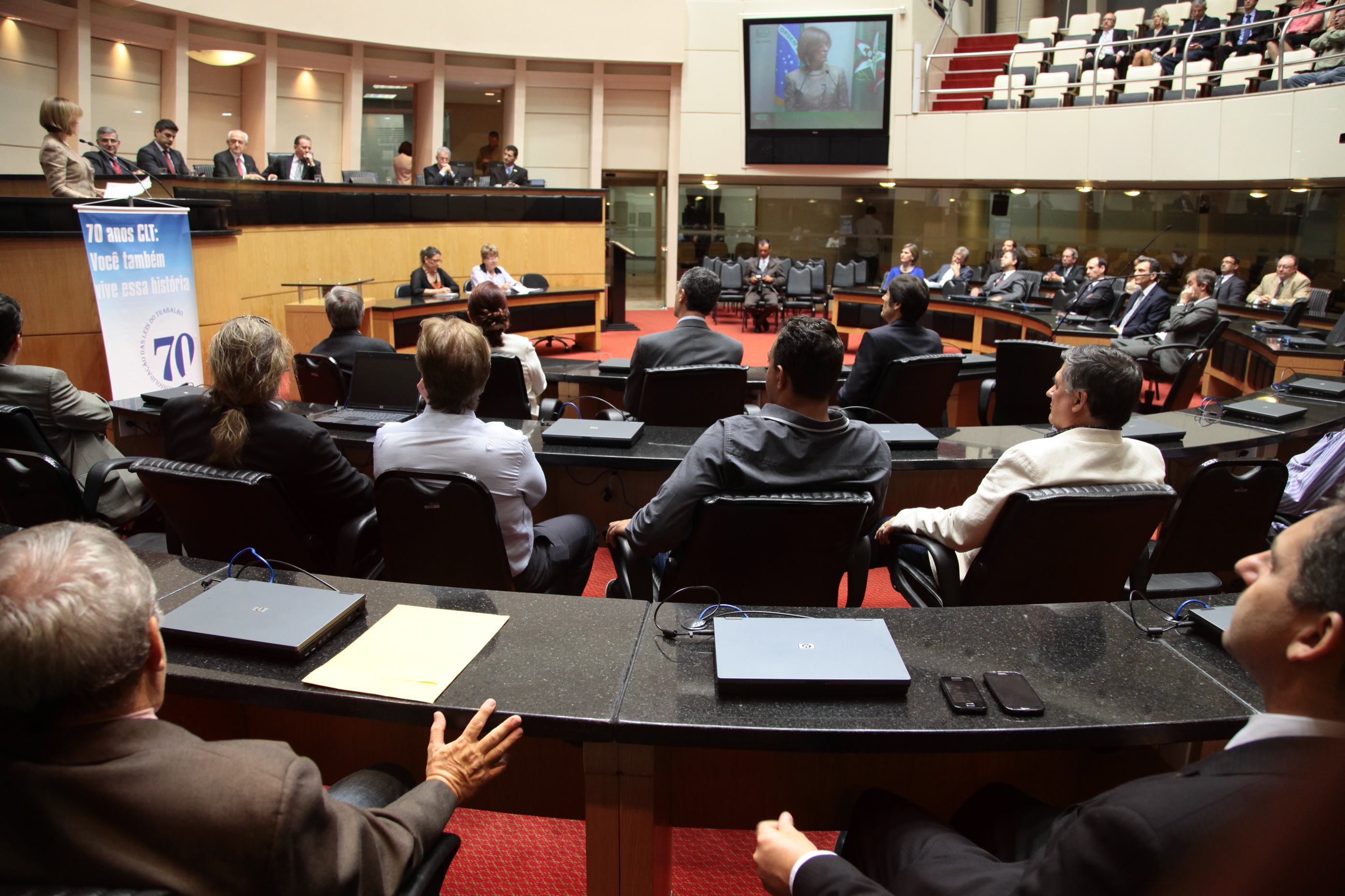 Sessão Especial em comemoração pelo transcurso dos 70 anos de edição do Decreto-lei 5.452, de 1° de maio de 1943 que aprovou a Consolidação das Leis do Trabalho - CLT. Foto: Miriam Zomer
