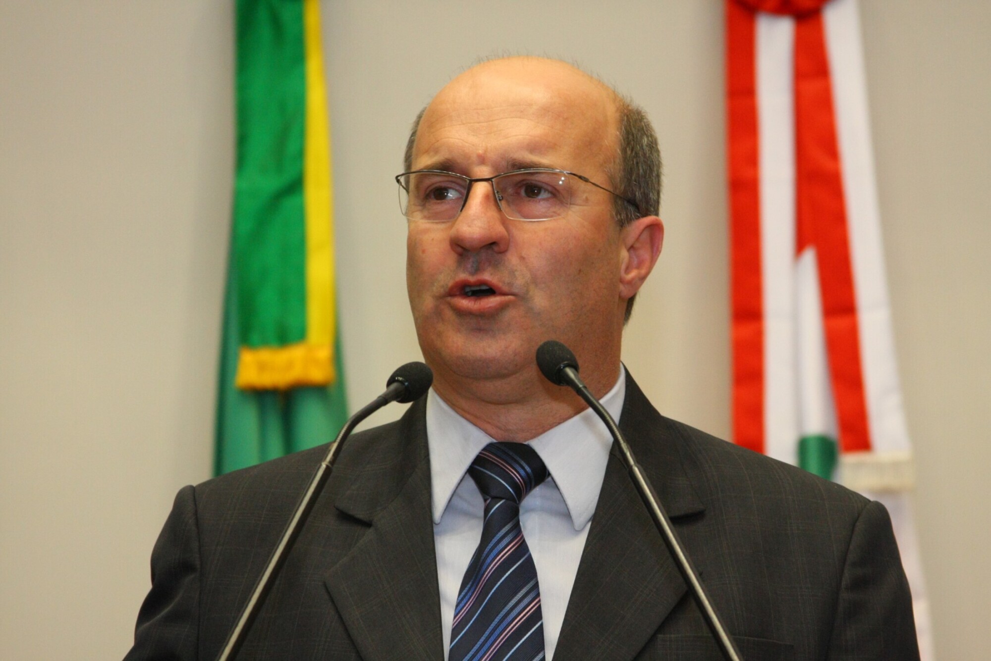 Vereadores solicitam apoio para educação e infraestrutura