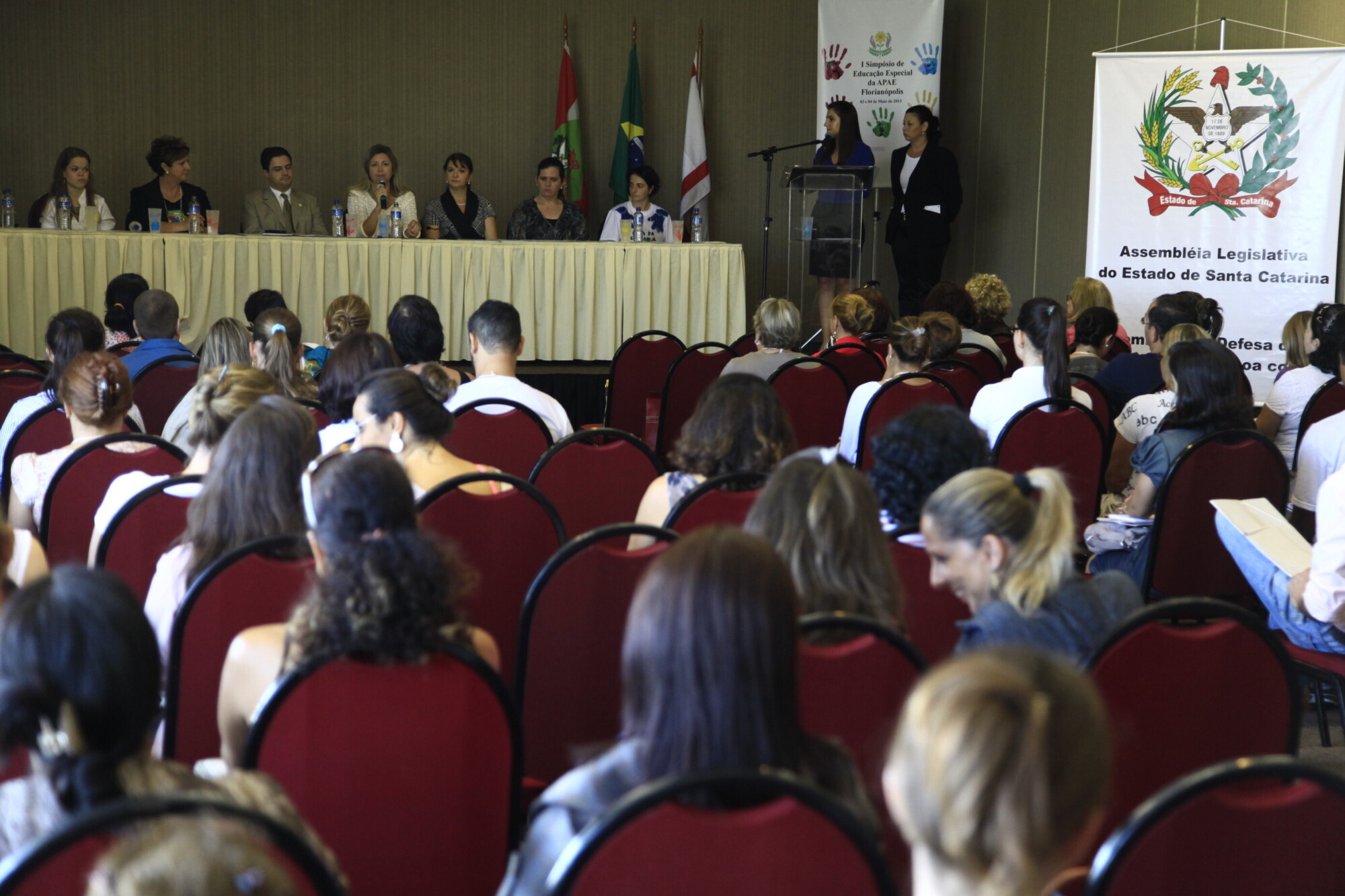 Orçamento da FCEE é insuficiente para bancar a educação especial