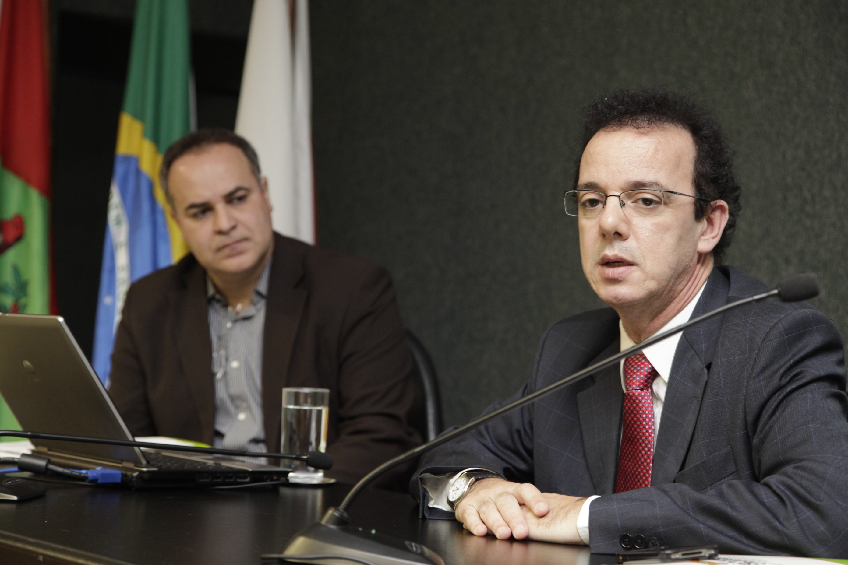 Reunião da Comissão de Prevenção e Combates às Drogas - Eleudemar Ferreira Rodrigues e deputado Ismael dos Santos (PSD)