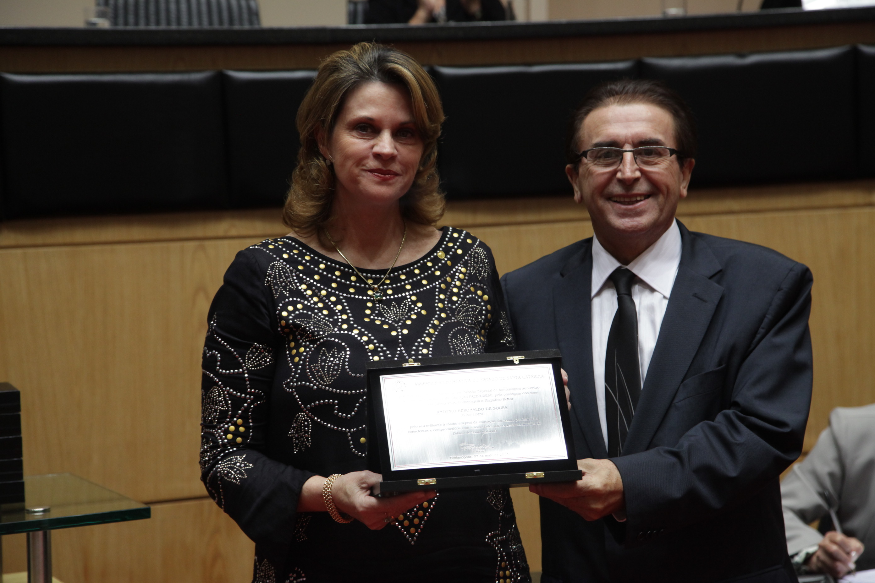 Sessão Especial - Homenagem aos 50 anos do Centro de Ciências Humanas da Educação - FAED  -  Sandra Mackowiek