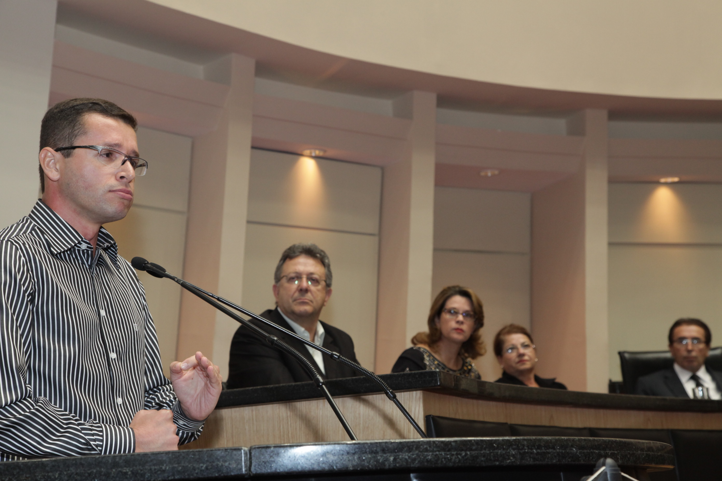 Sessão Especial - Homenagem aos 50 anos do Centro de Ciências Humanas da Educação - FAED  -  Valdecir dos Reis