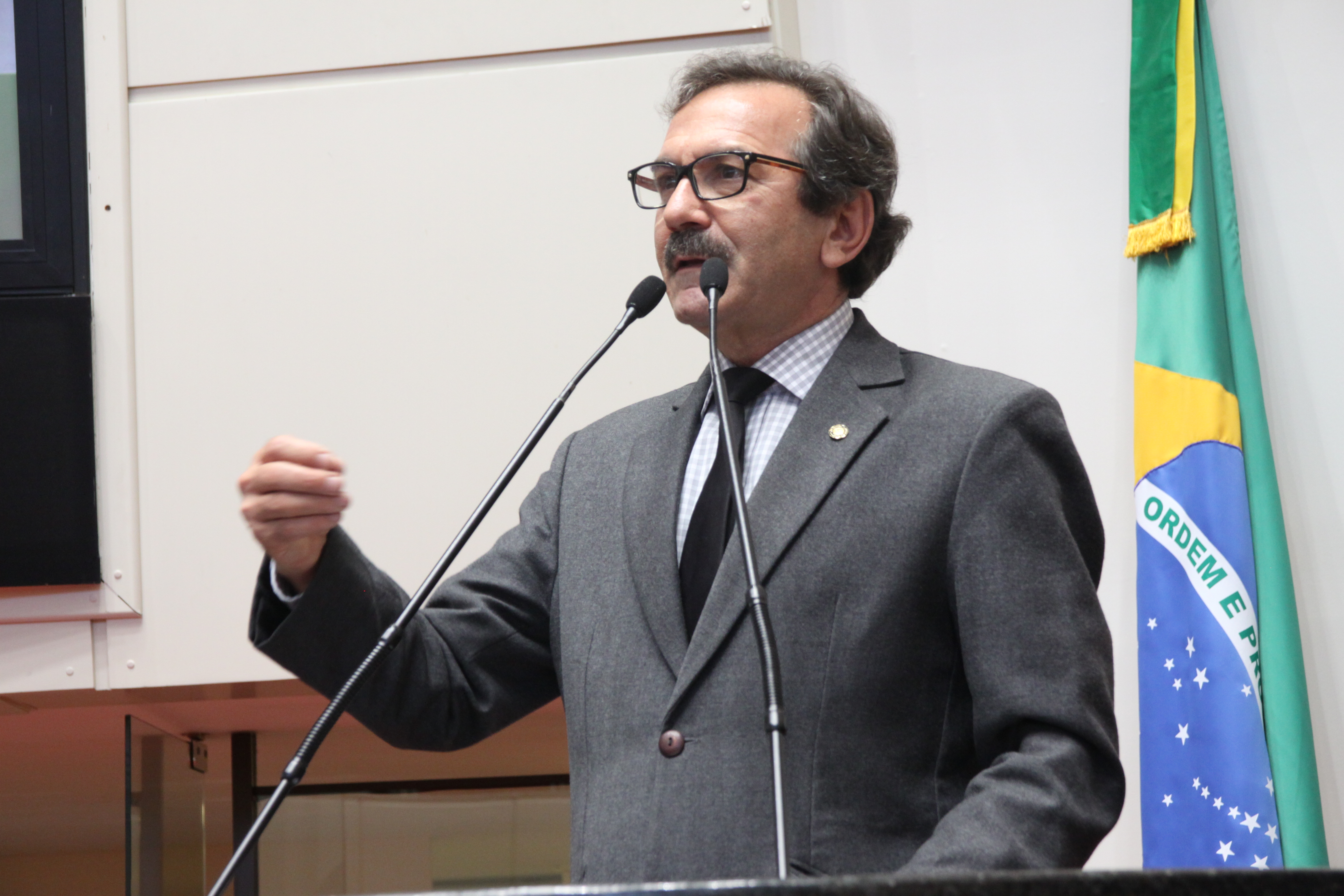 Sessão Ordinária - Plenário Osni Régis - Deputado: Serafim Venzon (PSDB) - Foto: Eduardo Guedes de Oliveira