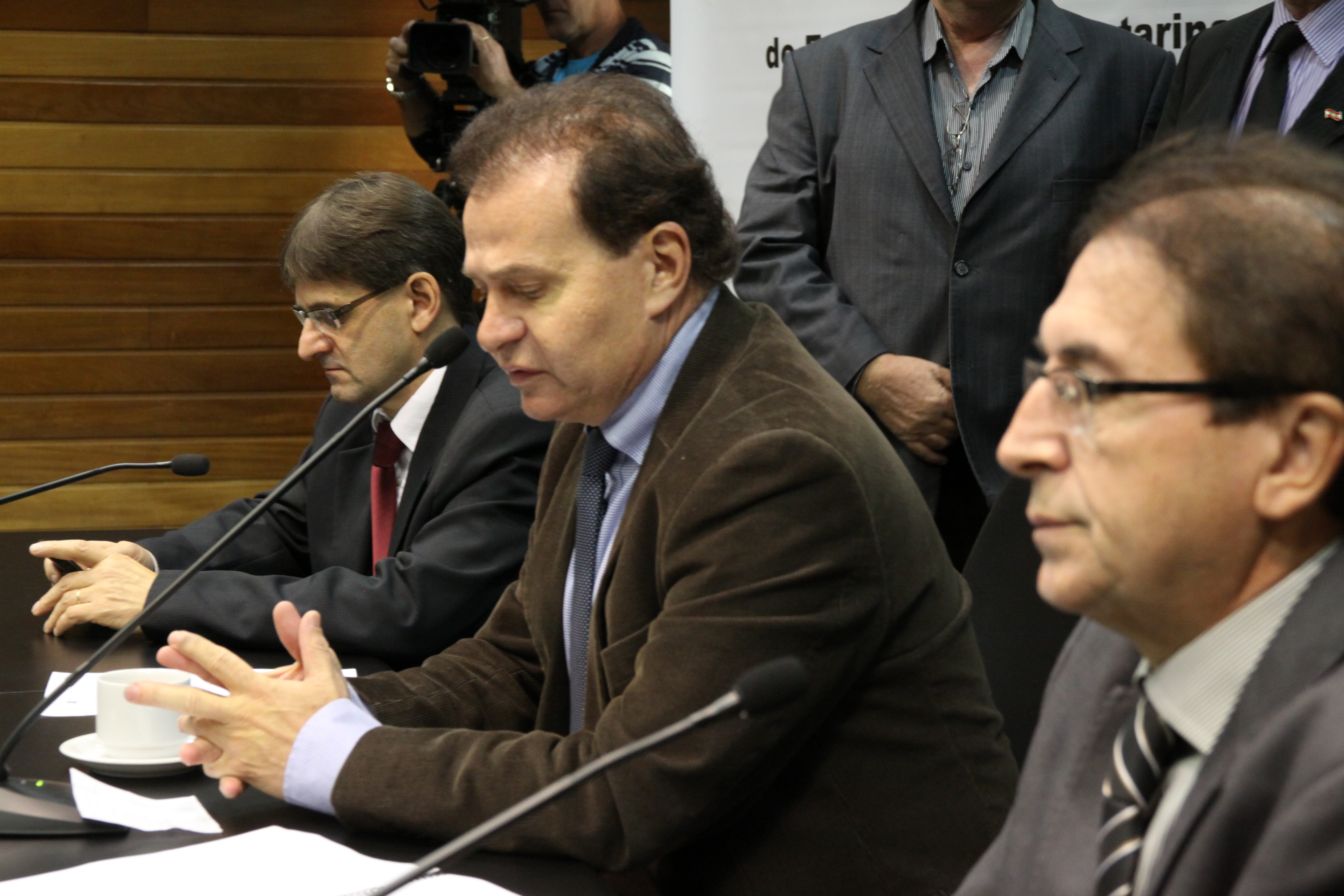 Comissão de Finanças -Deputado: Gilmar Knasel e Dp. Antonio Aguiar - Fotógrafo - Eduardo Guedes de Oliveira