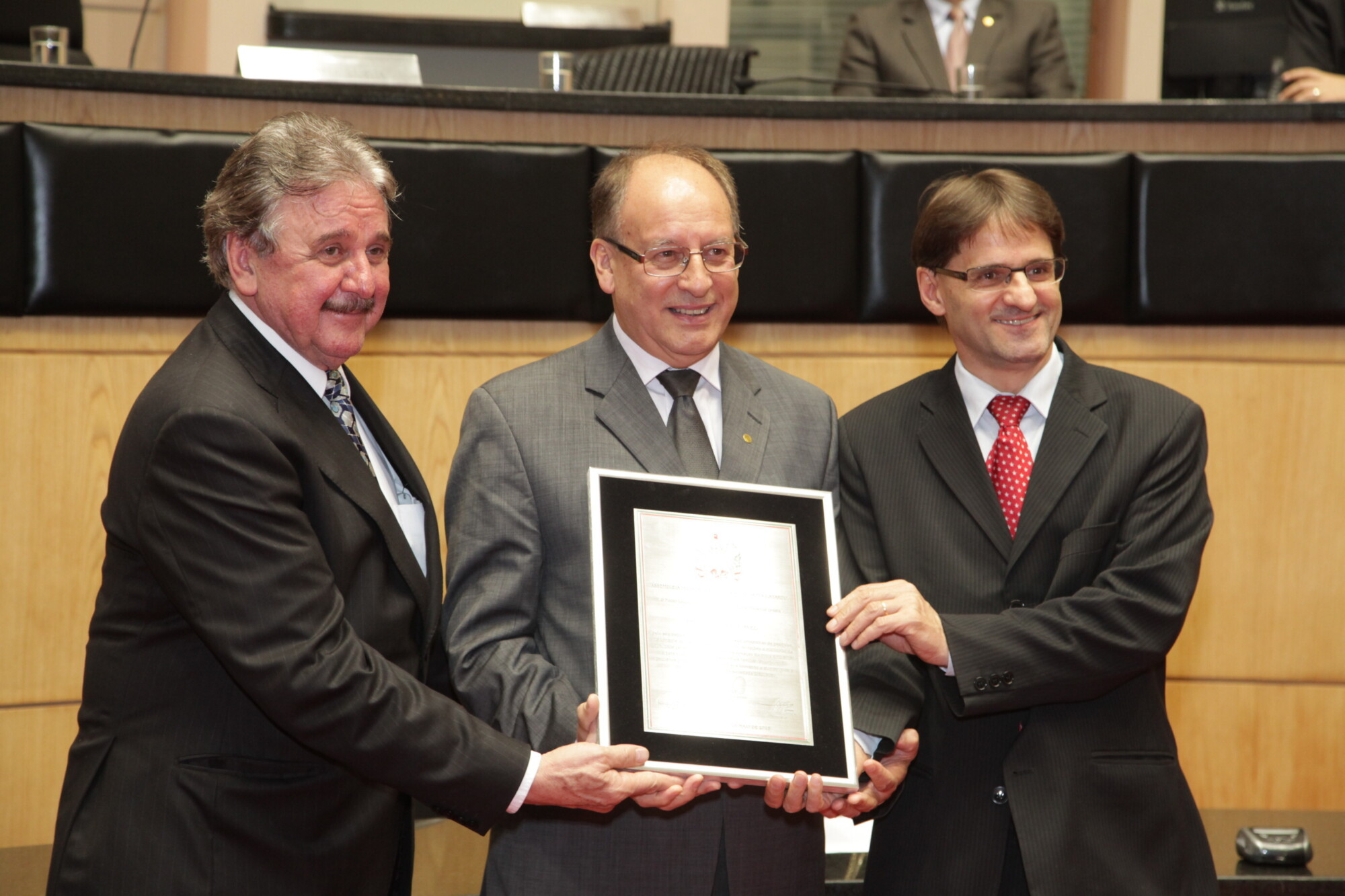 Embrapa recebe homenagem na Assembleia Legislativa