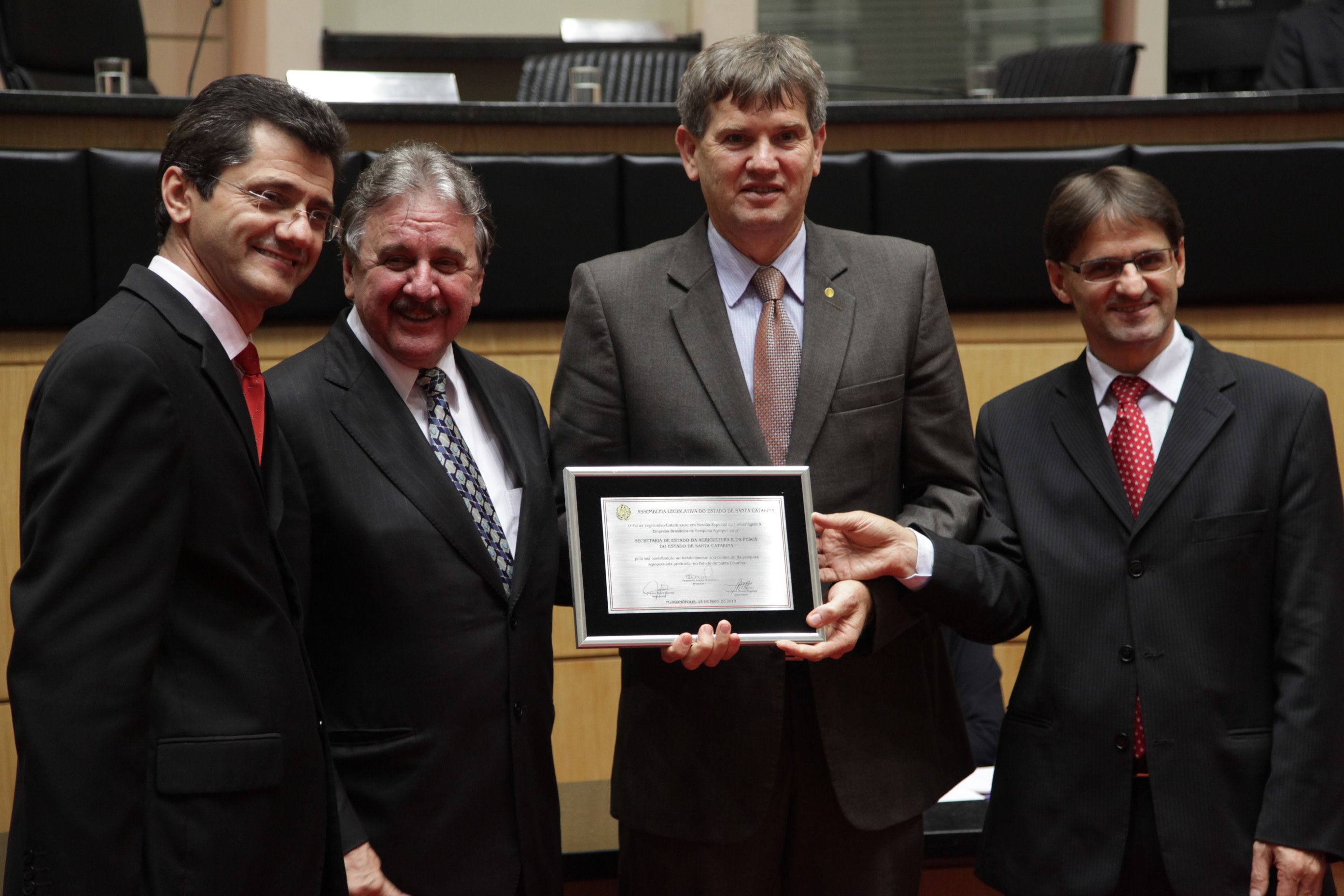 Sessão Especial em homenagem à Empresa Brasileira de Pesquisa Agropecuária EMBRAPA - 40 anos. João Rodrigues
