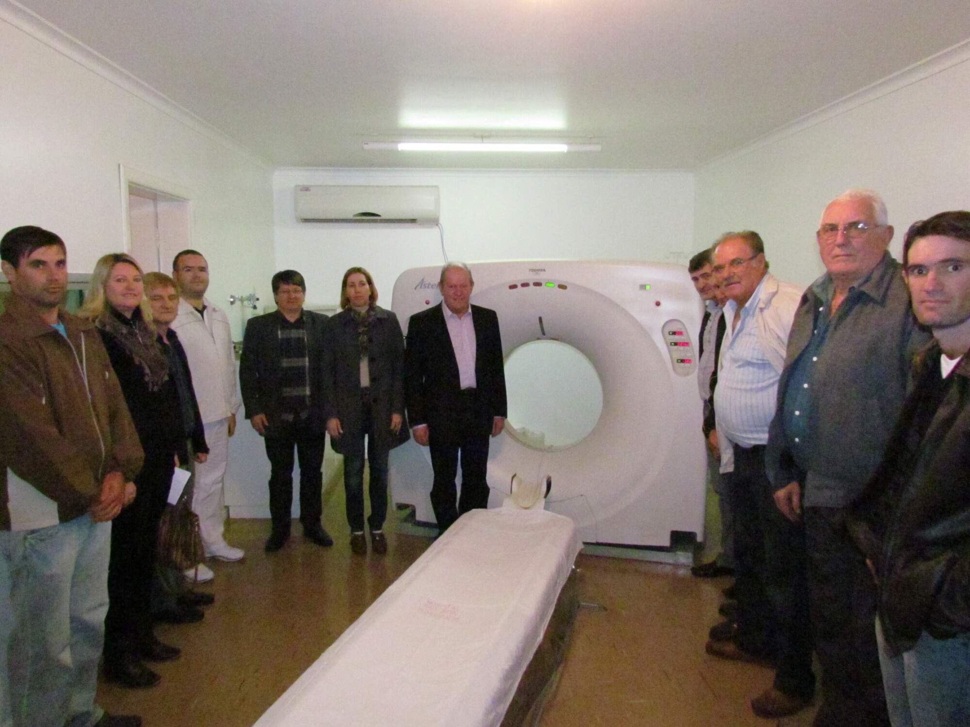 Marcos Vieira garante equipamentos para Hospital de Maravilha