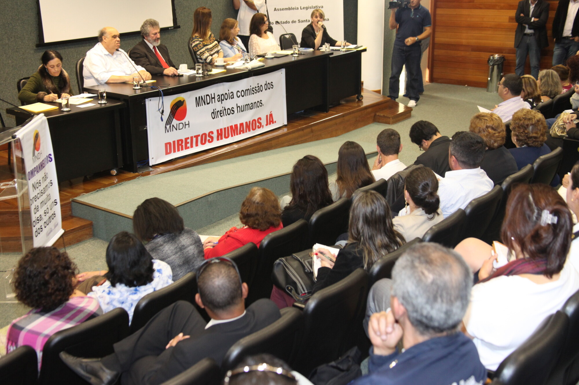 Criação do Conselho dos Direitos Humanos é tema de debate no Parlamento