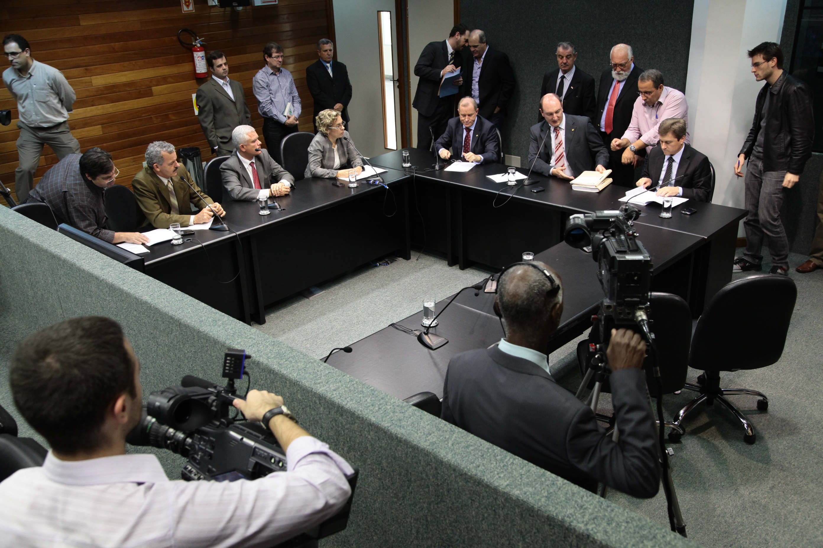 Reunião Extraordinária da Comissão de Constituição e Justiça. Foto: Miriam Zomer