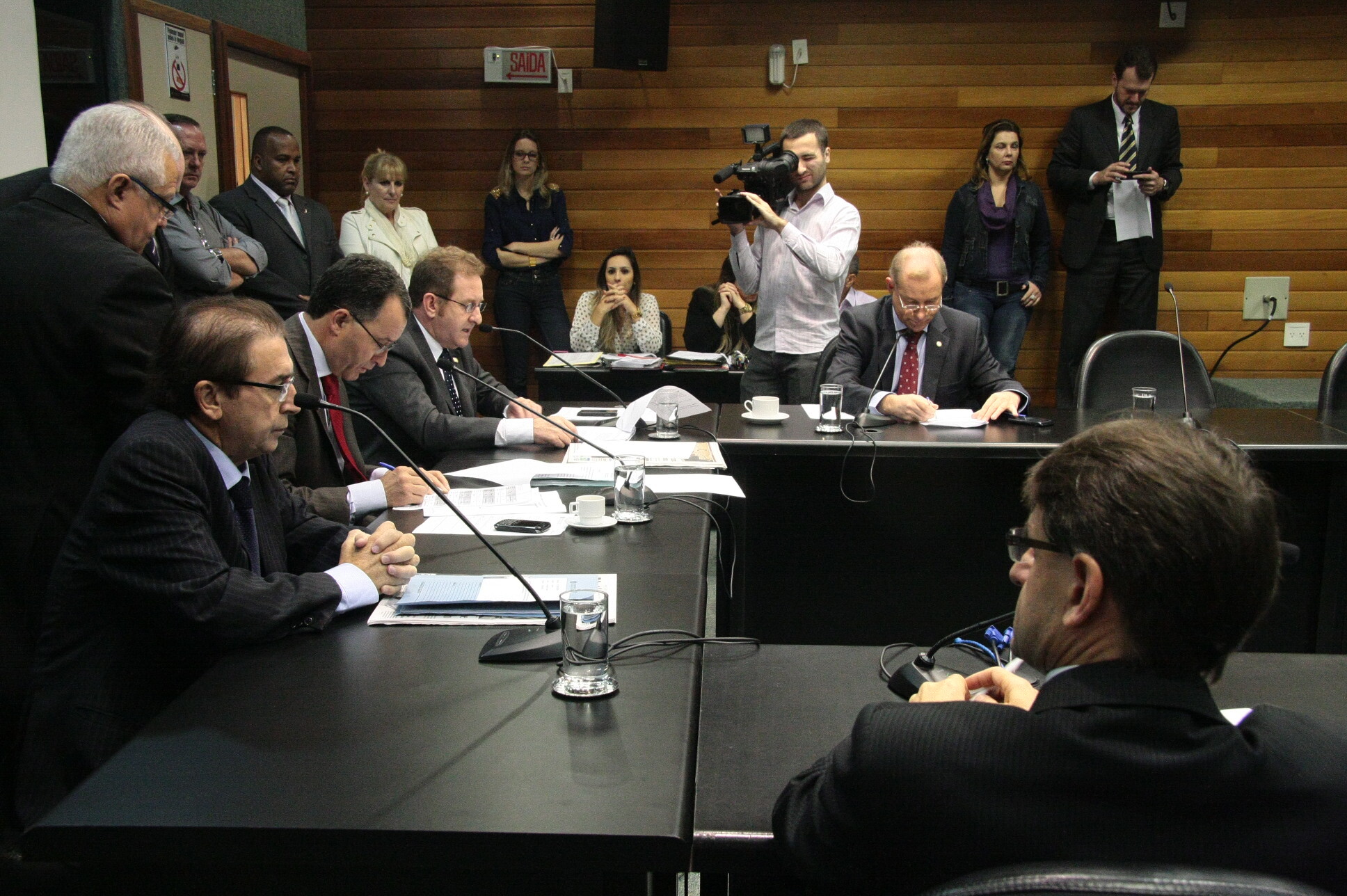 Comissões aprovam projeto sobre RDC em obras do Pacto por SC