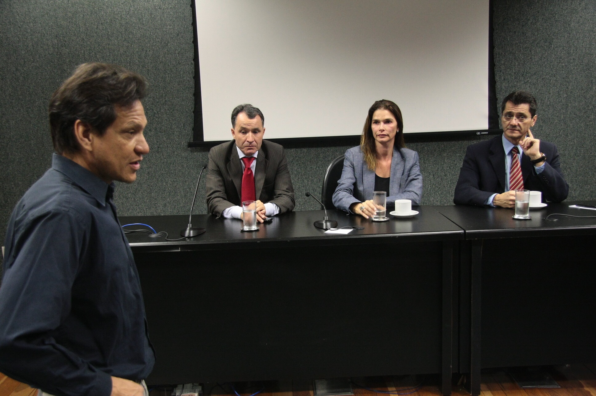 Frente de combate à violência fará visita a penitenciária nesta quinta