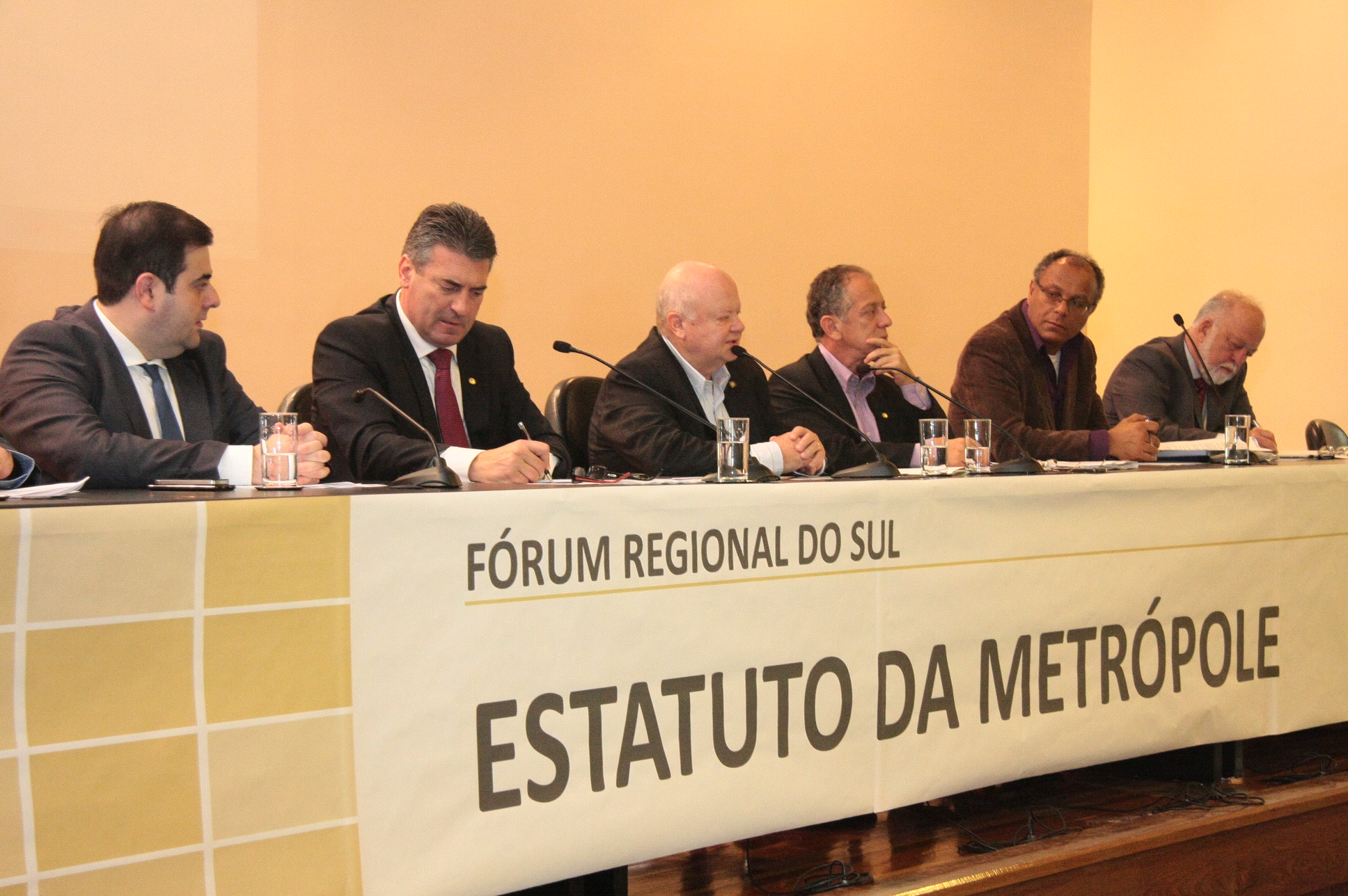 Fórum Regional de Debates da Comissão Especial do Estatuto da Metrópole. Foto: Jonas Lemos Campos