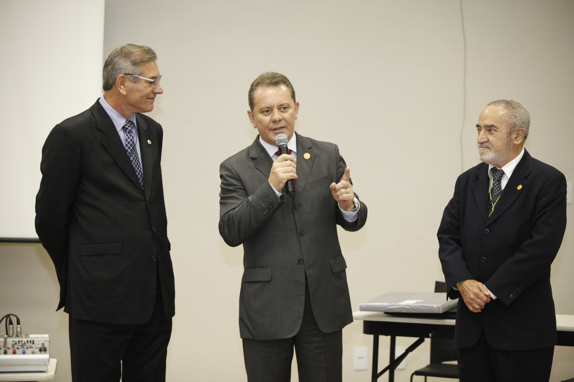 Ponticelli é eleito vice-presidente do colegiado dos presidentes de assembleias do Brasil
