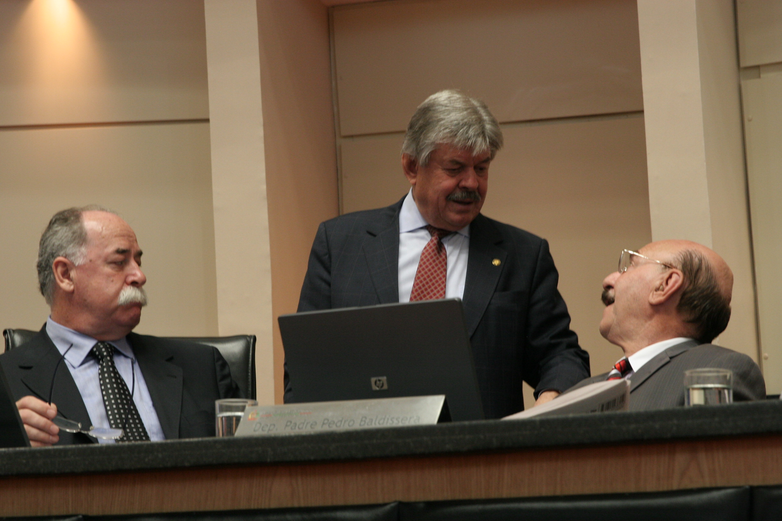 Sessão Ordinária - Plenário Osni Régis. Foto: Eduardo Guedes de Oliveira