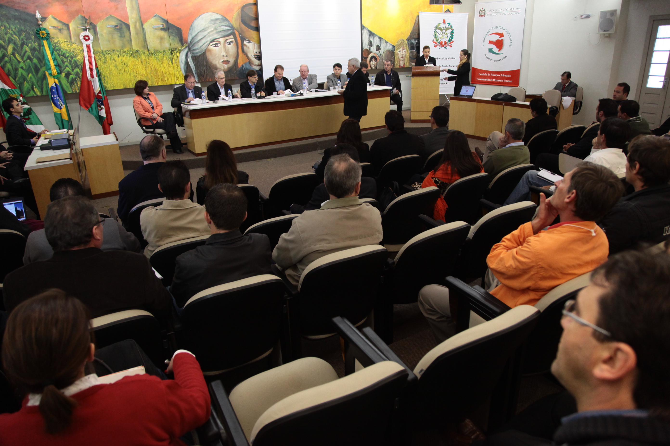 Audiência do Orçamento Regionalizado na cidade de Concórdia. Foto: Miriam Zomer