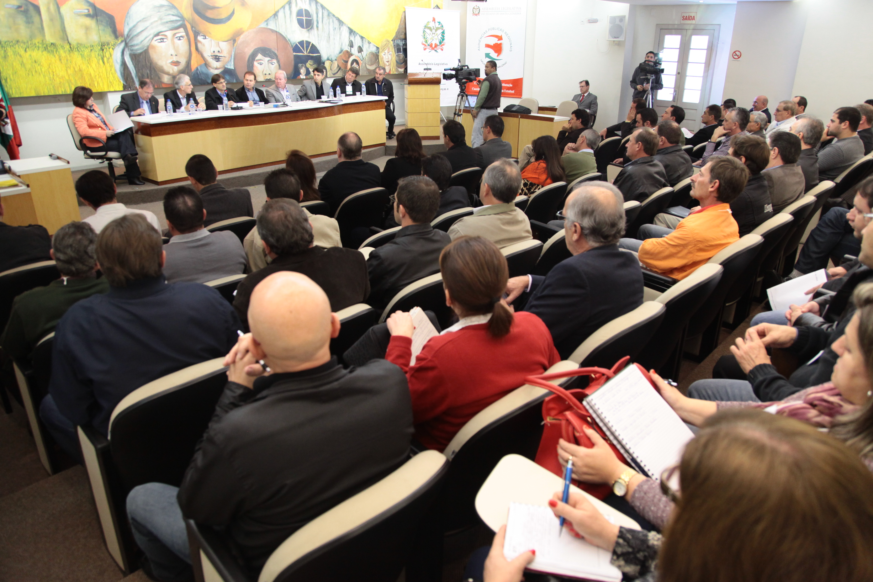 Audiência do Orçamento Regionalizado na cidade de Concórdia. Foto: Miriam Zomer