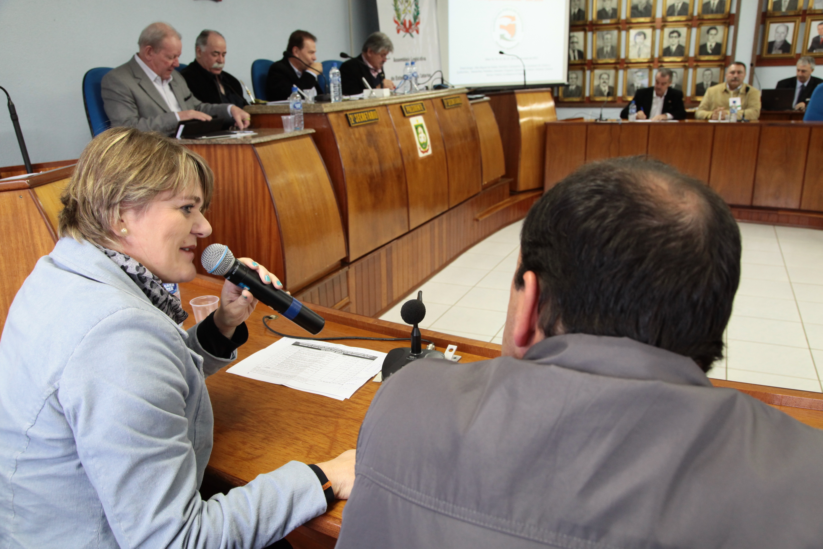 Audiência Pública Regional sobre a Lei de Diretrizes Orçamentárias (LDO) 2013 e Lei Orçamentária Anual (LOA) 2014, na cidade de Campos Novos.  Fotos: Miriam Zomer