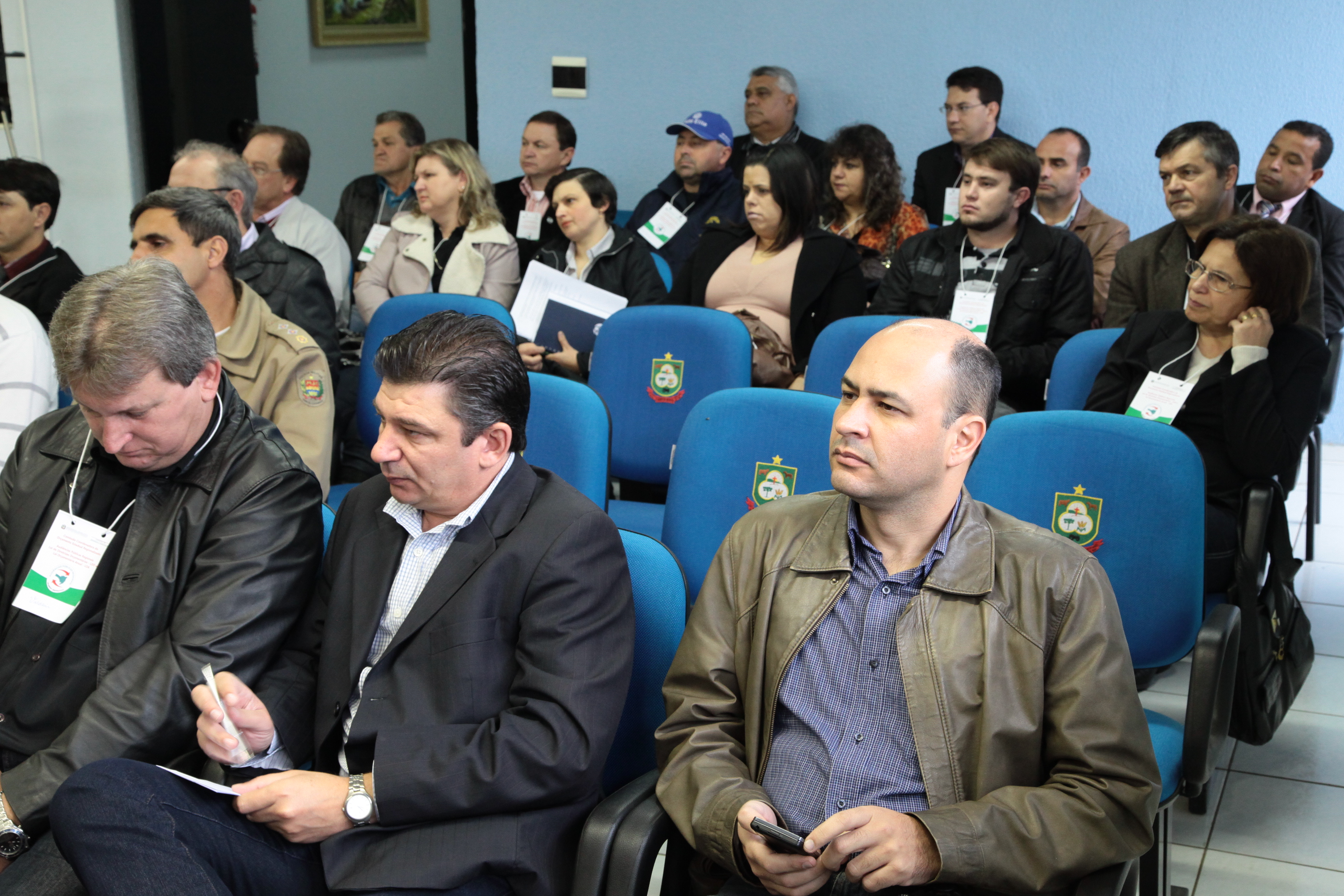 Audiência Pública Regional sobre a Lei de Diretrizes Orçamentárias (LDO) 2013 e Lei Orçamentária Anual (LOA) 2014, na cidade de Campos Novos.  Fotos: Miriam Zomer
