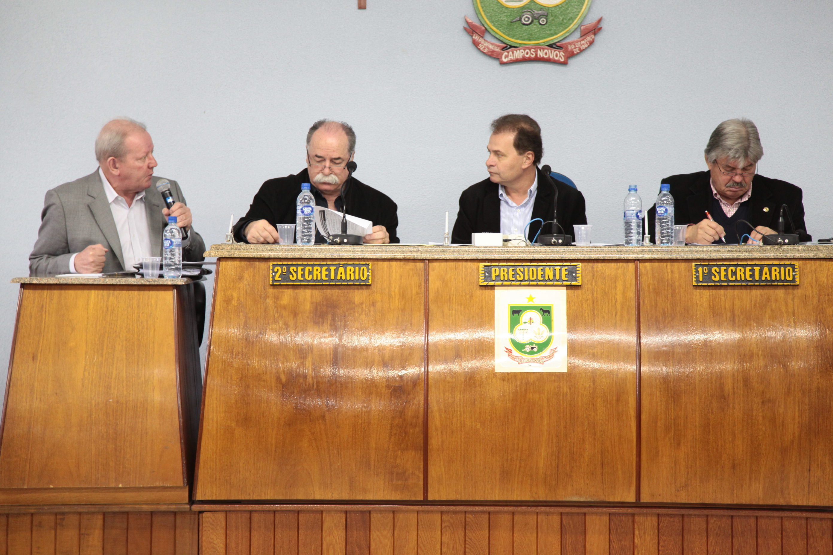 Audiência Pública Regional sobre a Lei de Diretrizes Orçamentárias (LDO) 2013 e Lei Orçamentária Anual (LOA) 2014, na cidade de Campos Novos.  Fotos: Miriam Zomer