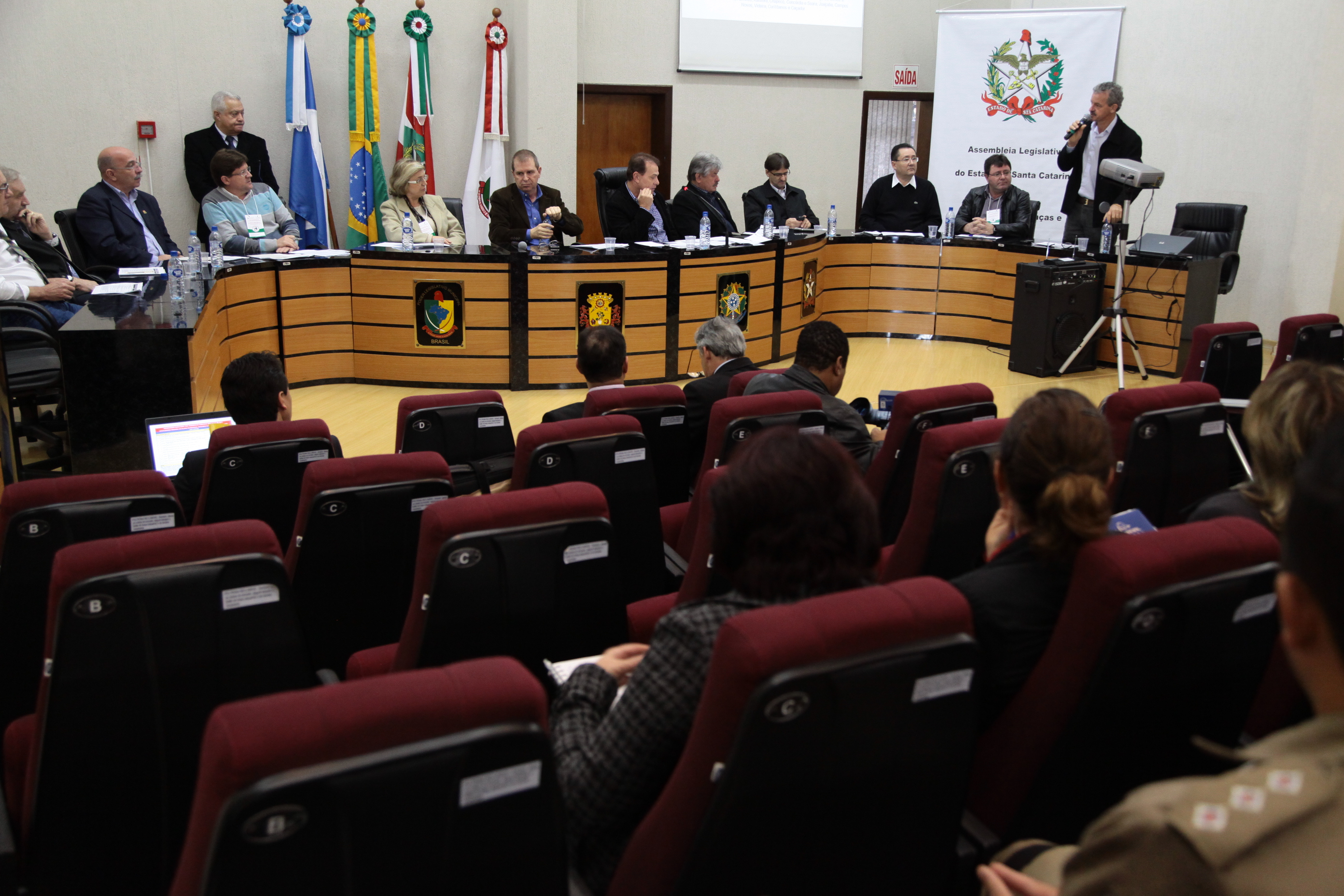 Audiência Pública Regional sobre a Lei de Diretrizes Orçamentárias (LDO) 2013 e Lei Orçamentária Anual (LOA) 2014, na cidade de Videira. Foto: Miriam Zomer