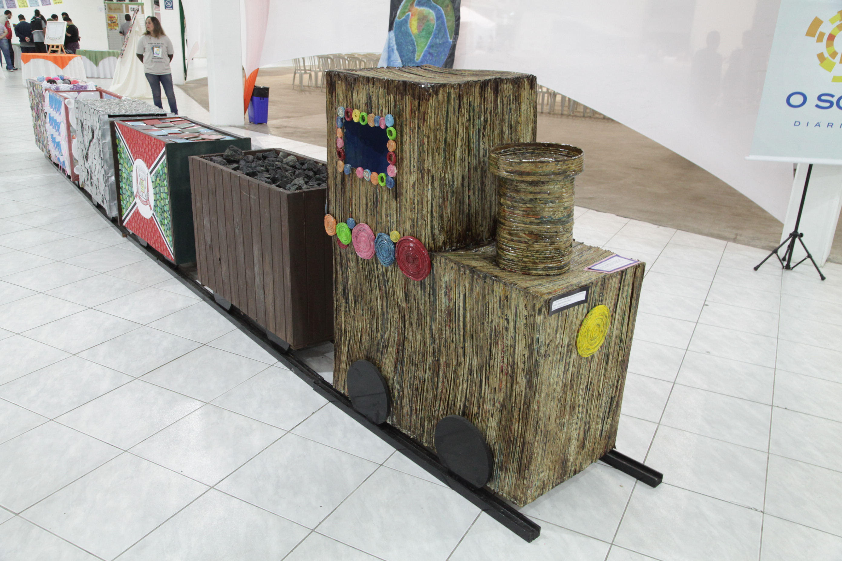 IX Festival Estadual Nossa Arte - Nos Trilhos da Indústria Catarinense - Obra coletiva