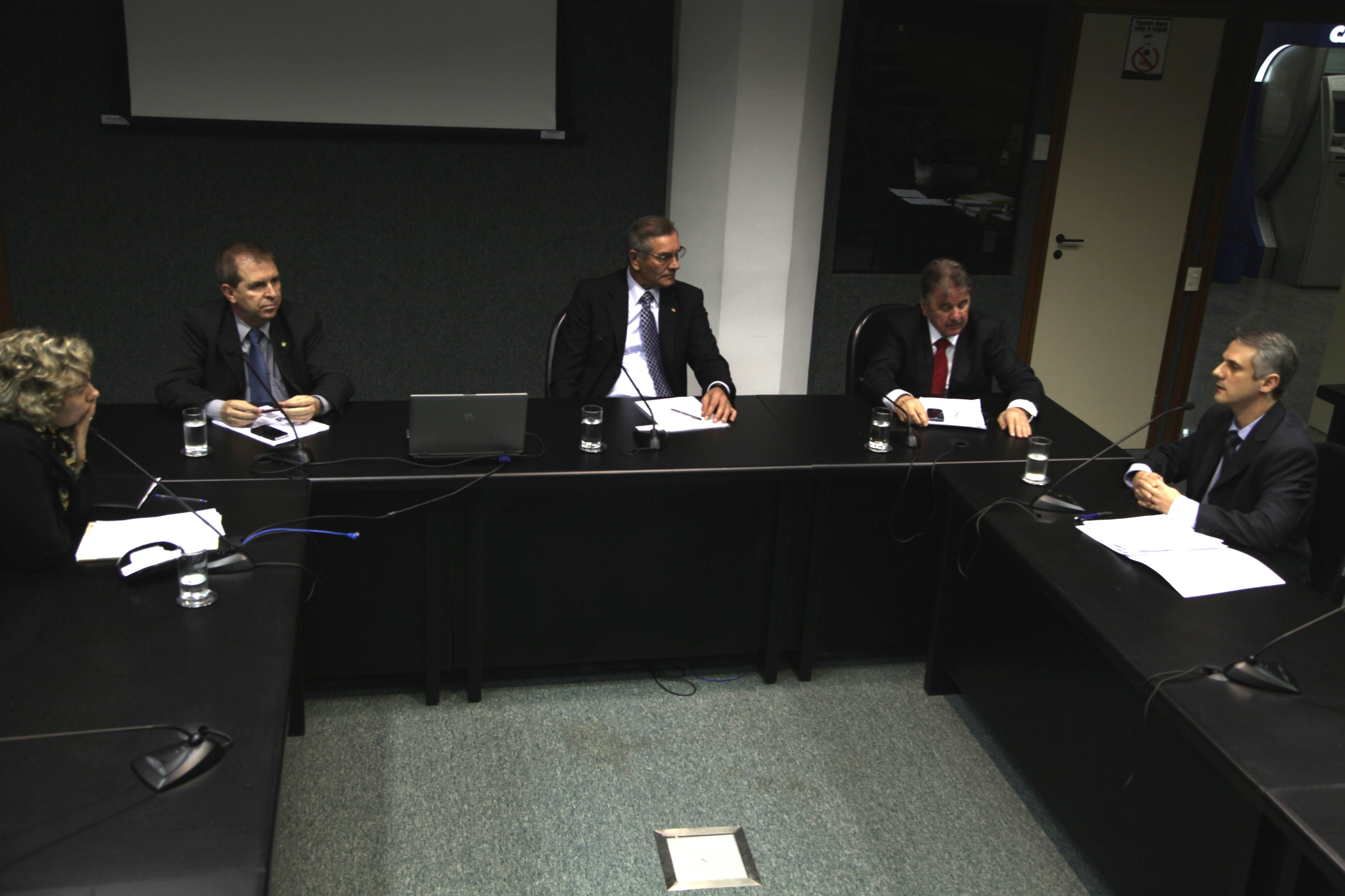 Reunião da CPI da Telefonia Móvel