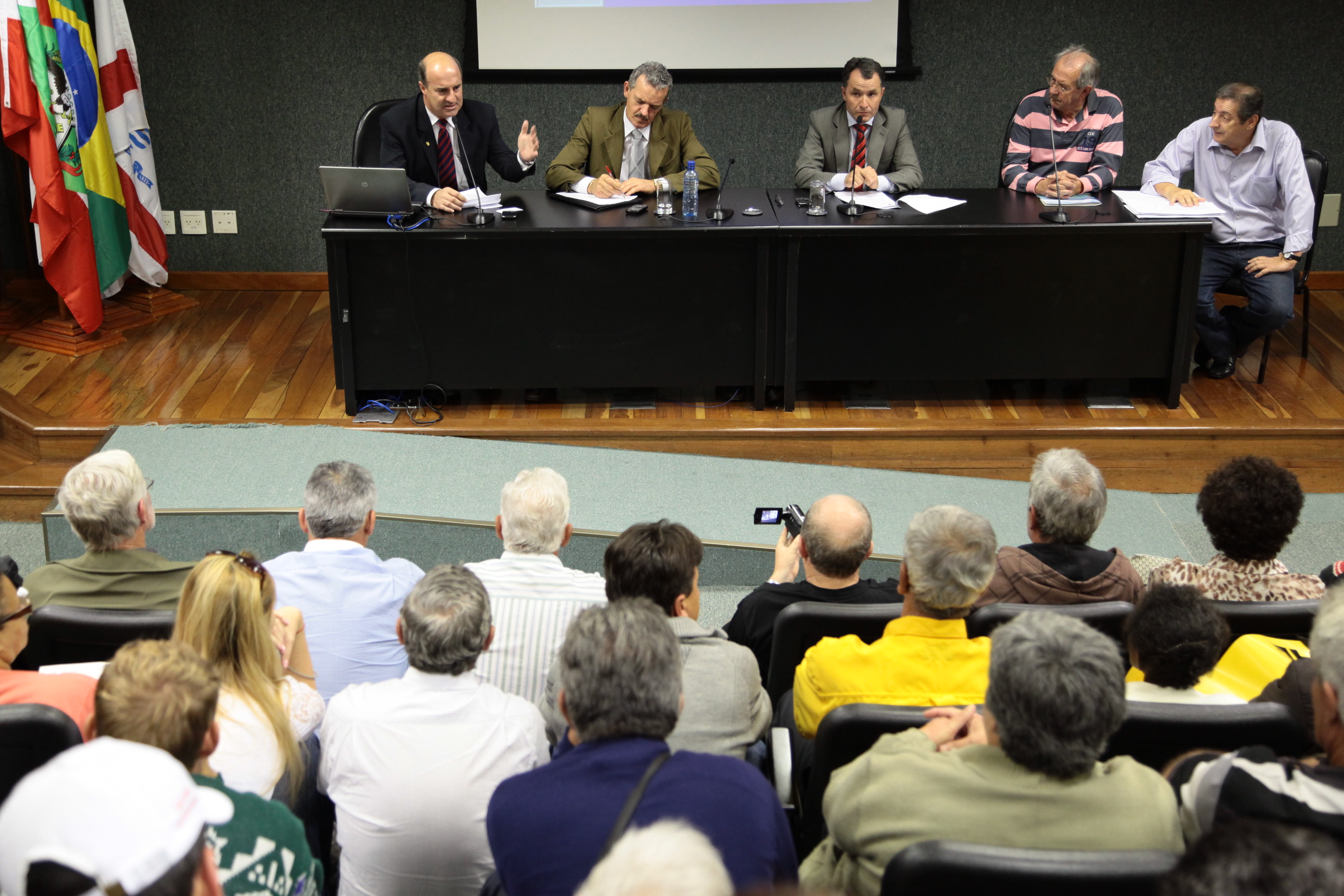Reunião com a Federação dos Pescadores do Estado de Santa Catarina - FEPESC e representantes das 36 colônias de pescadores do Estado. Foto: Miriam Zomer
