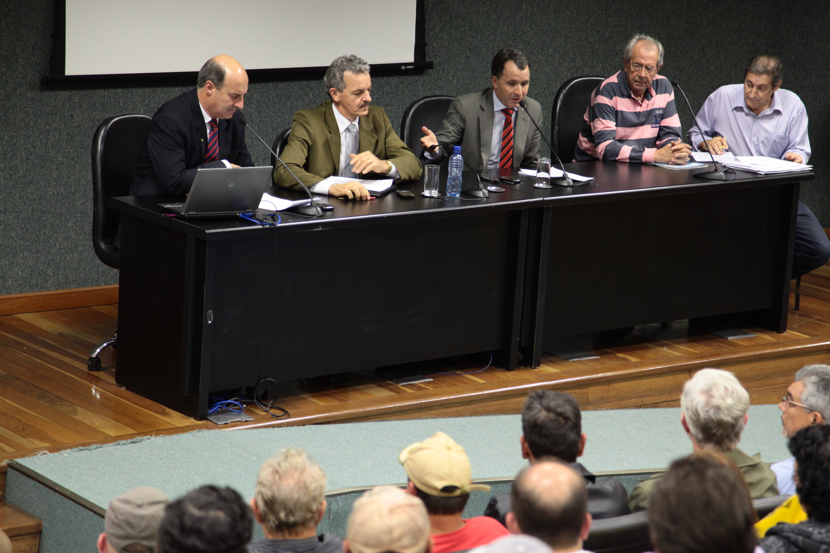 Reunião com a Federação dos Pescadores do Estado de Santa Catarina - FEPESC e representantes das 36 colônias de pescadores do Estado. Foto: Miriam Zomer