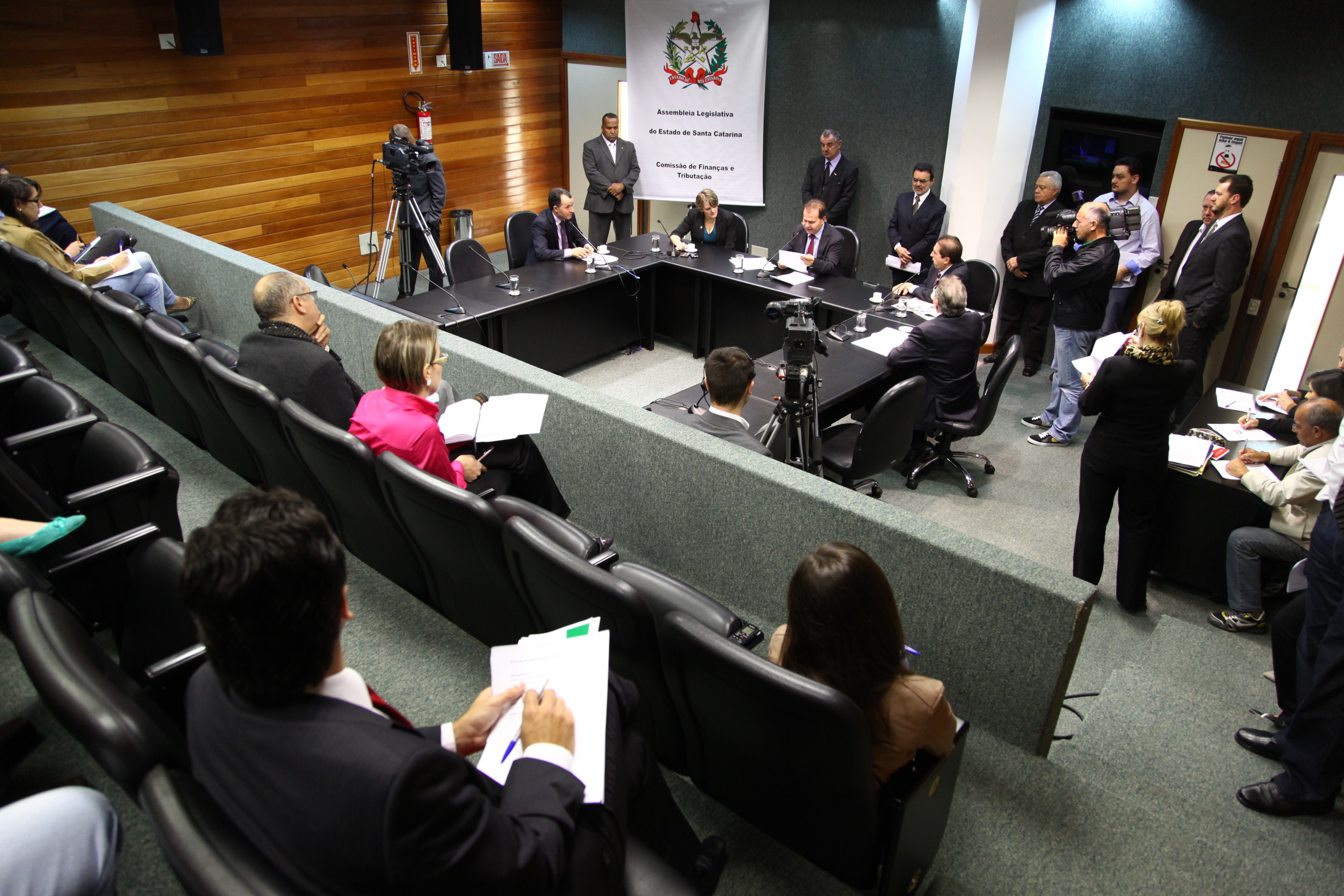 Reunião da Comissão de Finanças e Tributação. Foto: Miriam Zomer