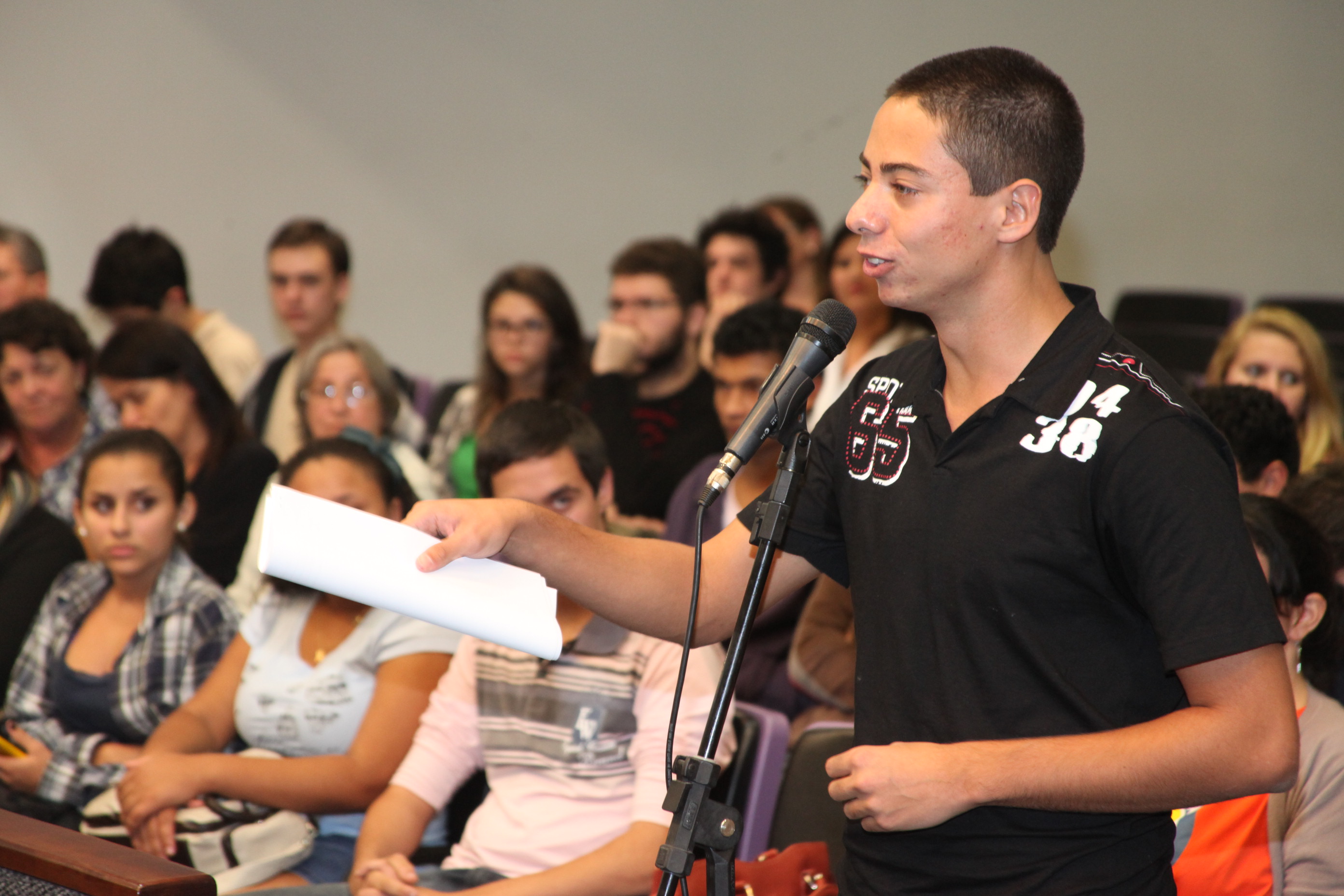 Comissão de Educação promove Audiência Pública em Joinville para discutir a Reenturmação. Foto: Fábio Queiroz