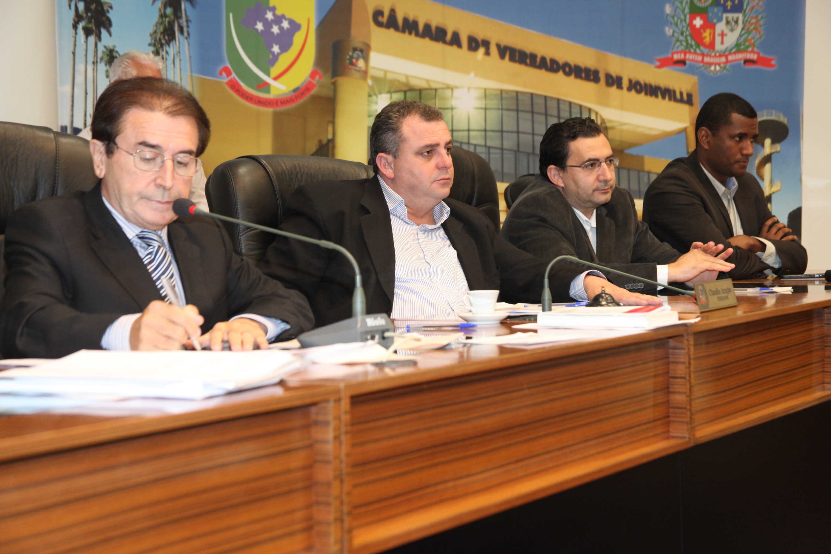 Comissão de Educação promove Audiência Pública em Joinville para discutir a Reenturmação. Foto: Fábio Queiroz