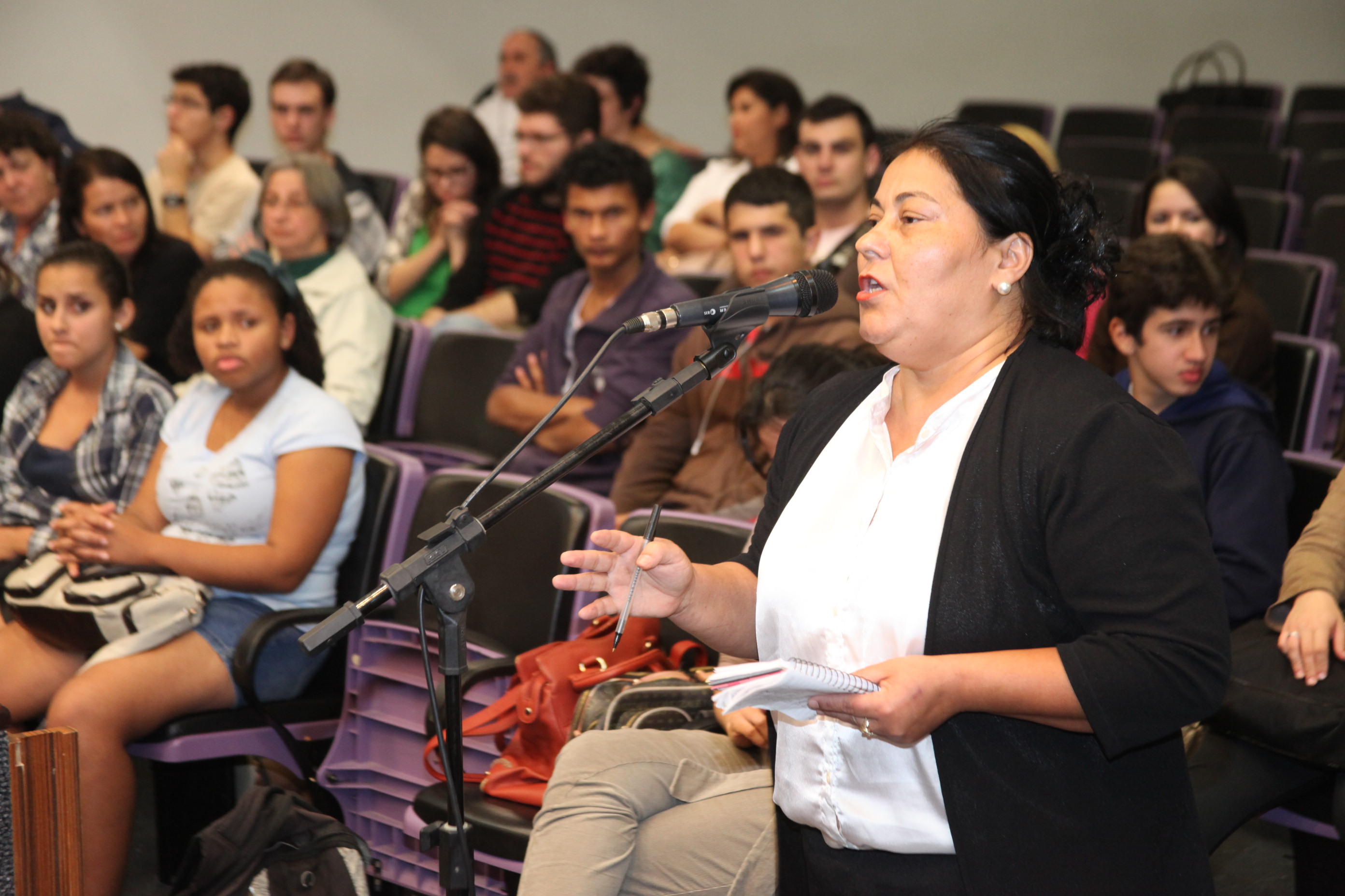 Comissão de Educação promove Audiência Pública em Joinville para discutir a Reenturmação. Foto: Fábio Queiroz