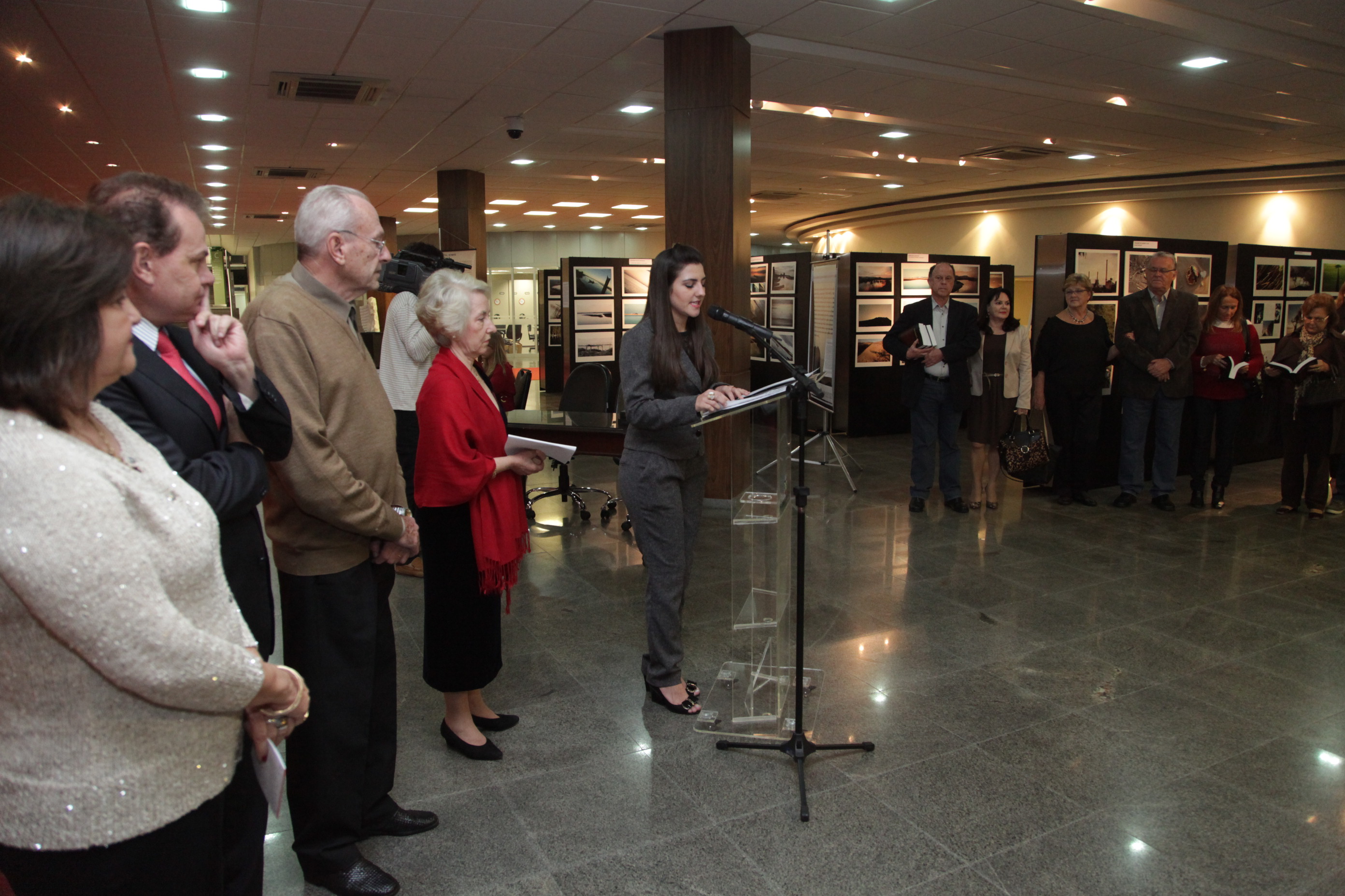 Lançamento Literário – Entrelaços