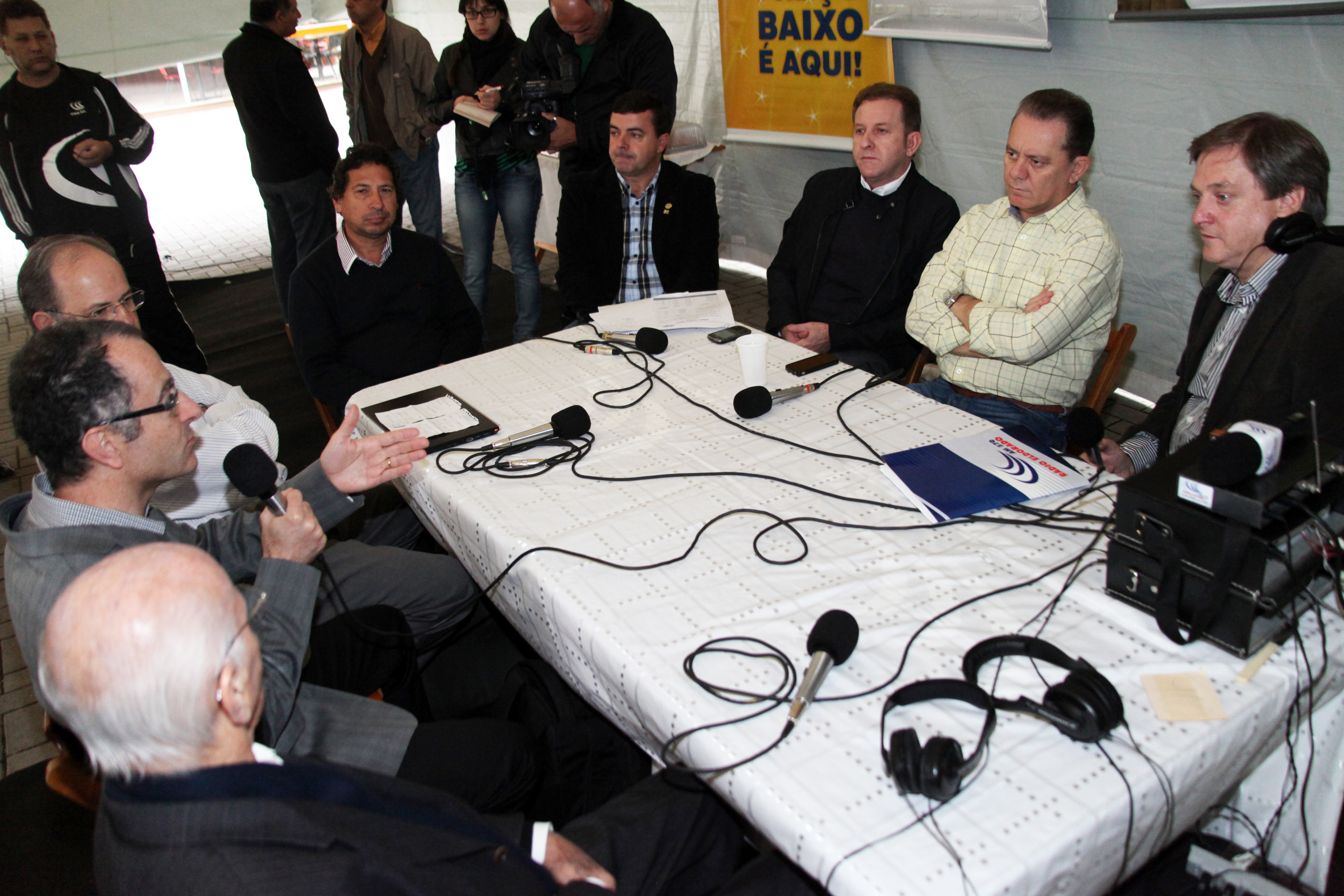Rádio Eldorado de Criciúma promove debate acerca do uso do carvão mineral com a presença dos deputados Joares Ponticelli (PP) e Valmir Comin (PP). Foto: Fábio Queiroz