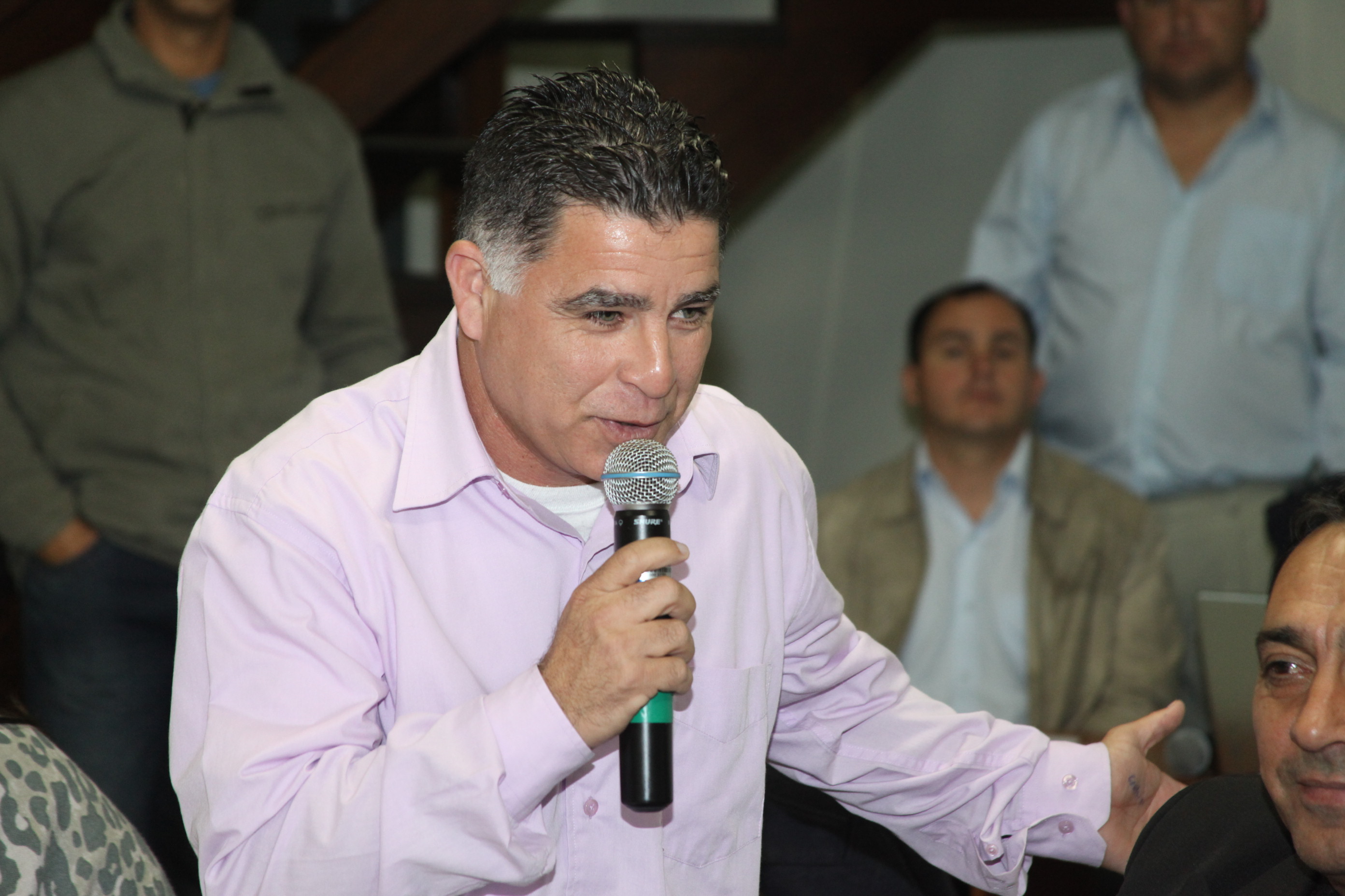 Comissão de Pesca e Aquicultura promove Audiência Pública em Passo de Torres para discutir o desassoreamento do rio Mampituba. Foto: Fábio Queiroz