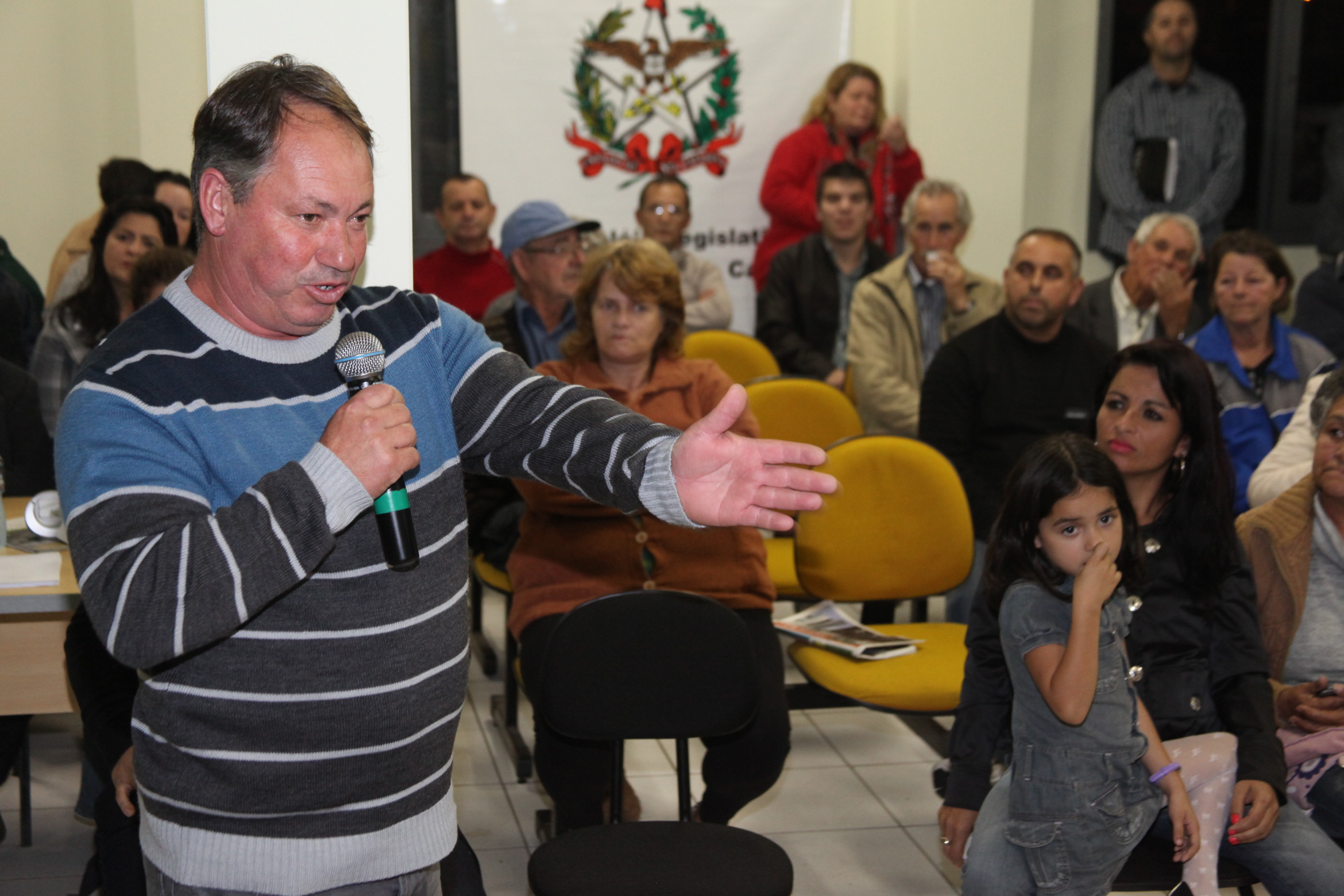 Comissão de Pesca e Aquicultura promove Audiência Pública em Passo de Torres para discutir o desassoreamento do rio Mampituba. Foto: Fábio Queiroz