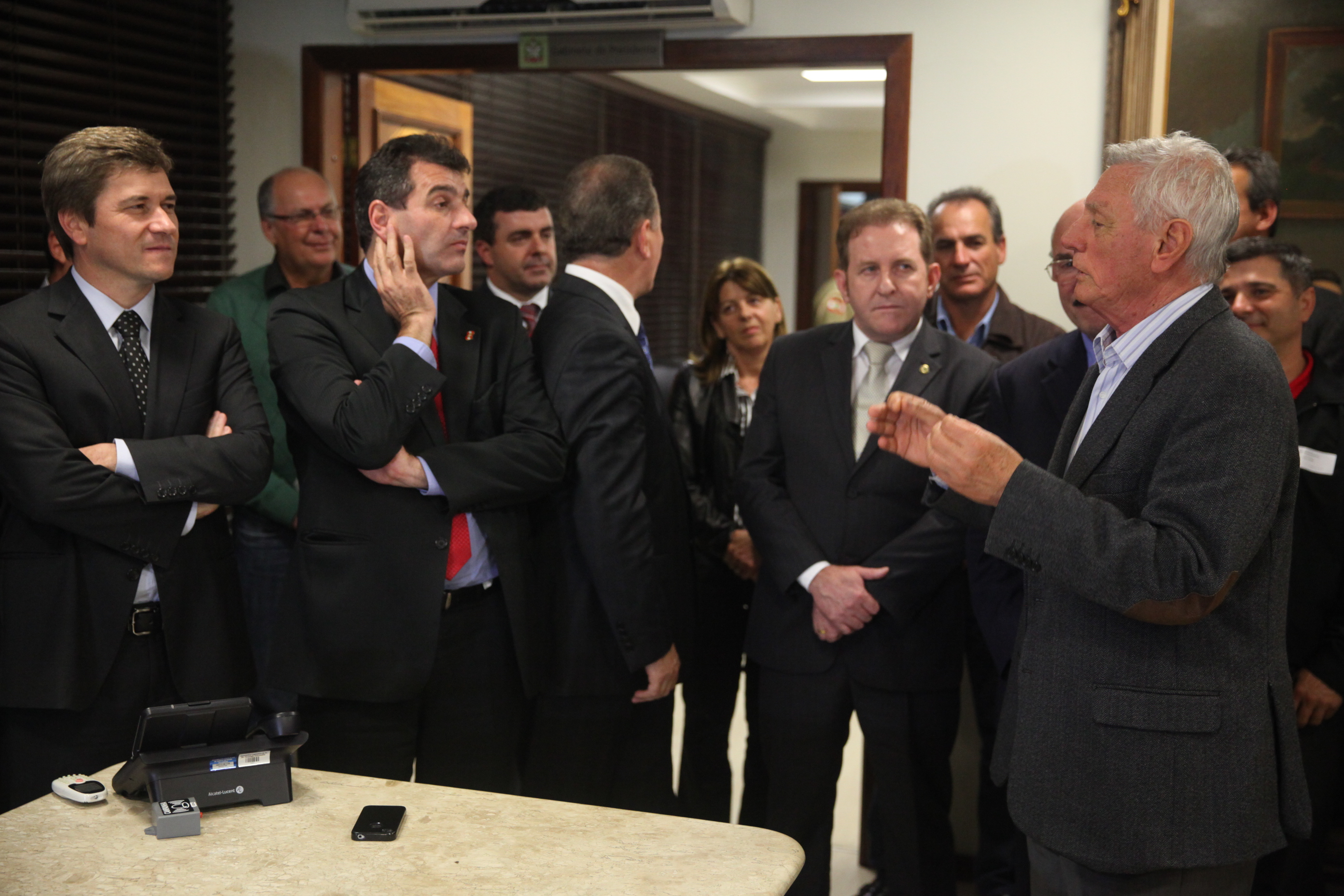 Reunião com o Secretário de Infraestrutura, Valdir Cobalchini - Foto: Lucas Gabriel Diniz