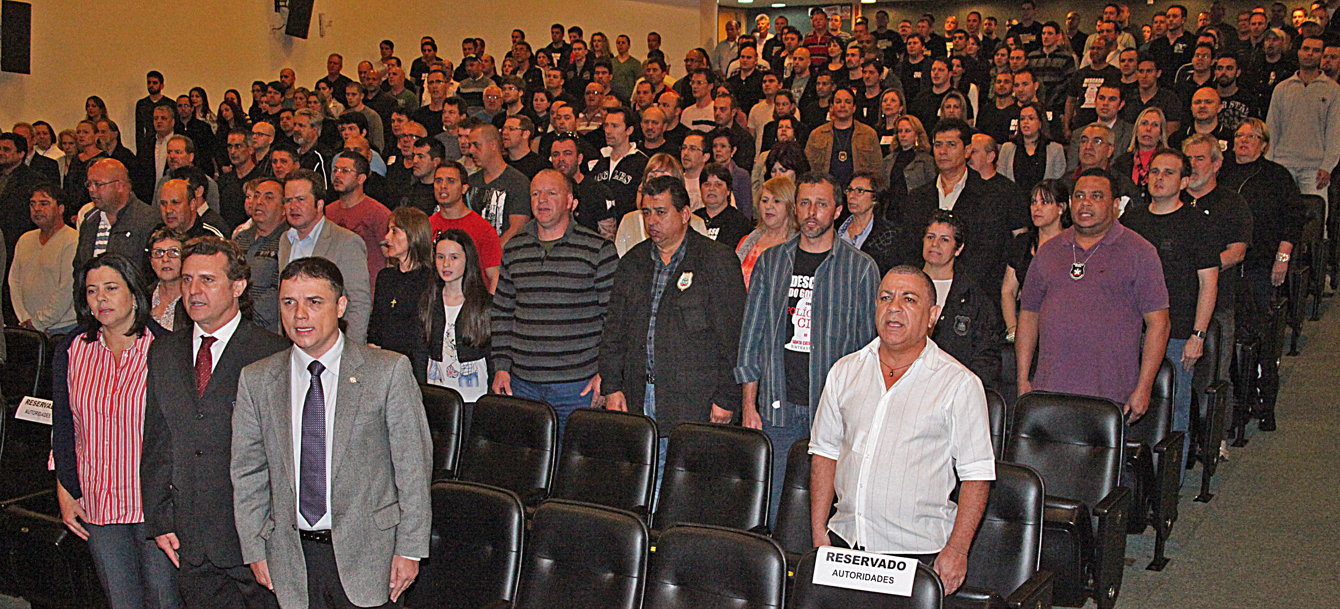 Posse da nova diretoria do Sindicato dos Policiais Civis de Santa Catarina. Foto: Fábio Queiroz