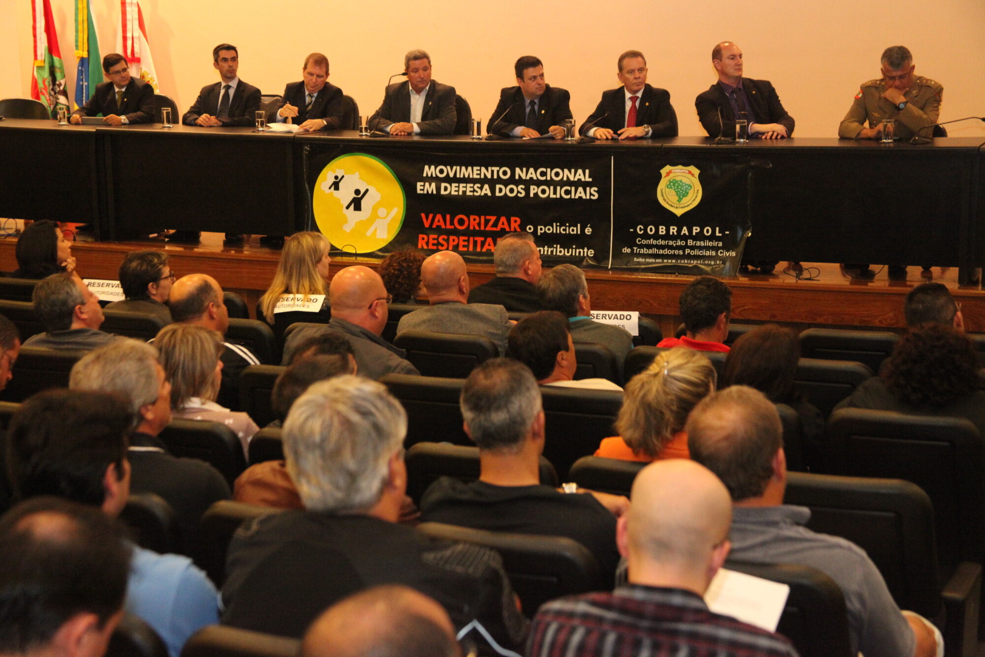 Diretoria do Sinpol-SC toma posse na Assembleia Legislativa