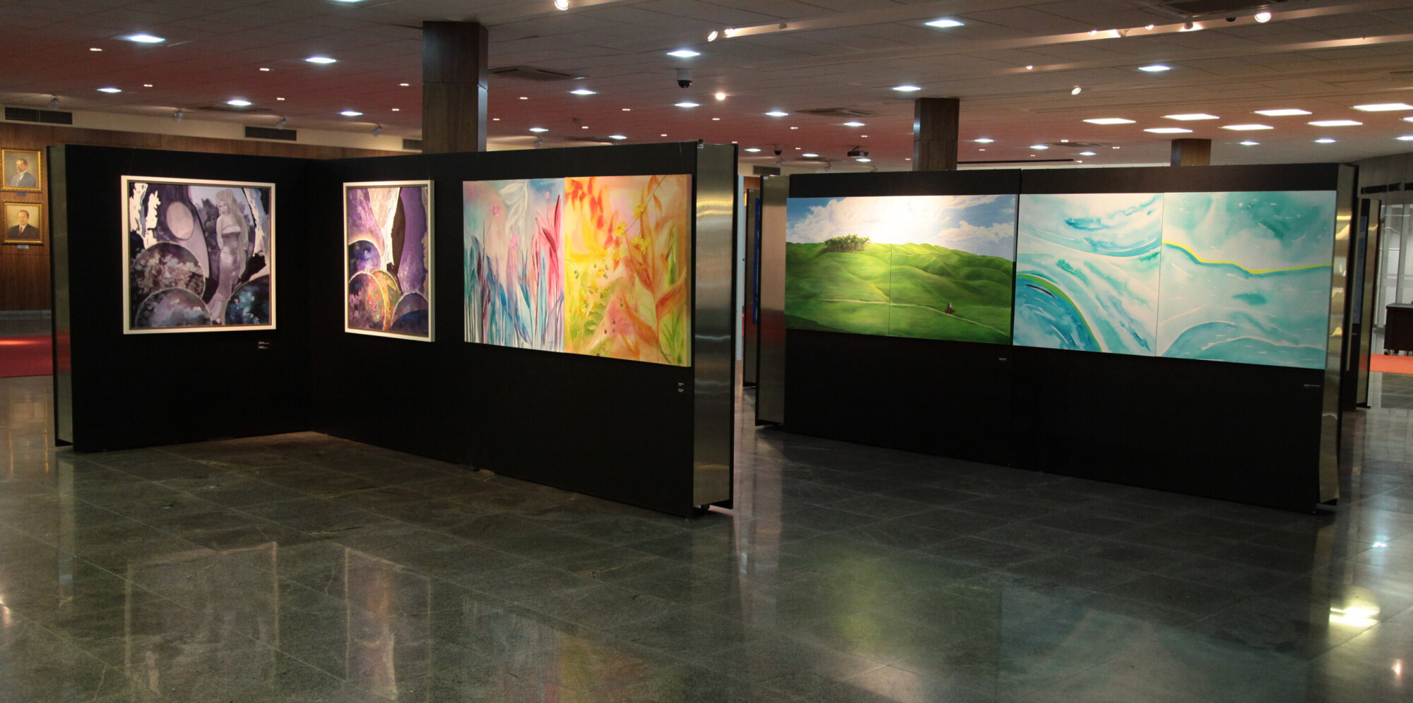 Legislativo apresenta exposição coletiva de arte Devir Sensíveis