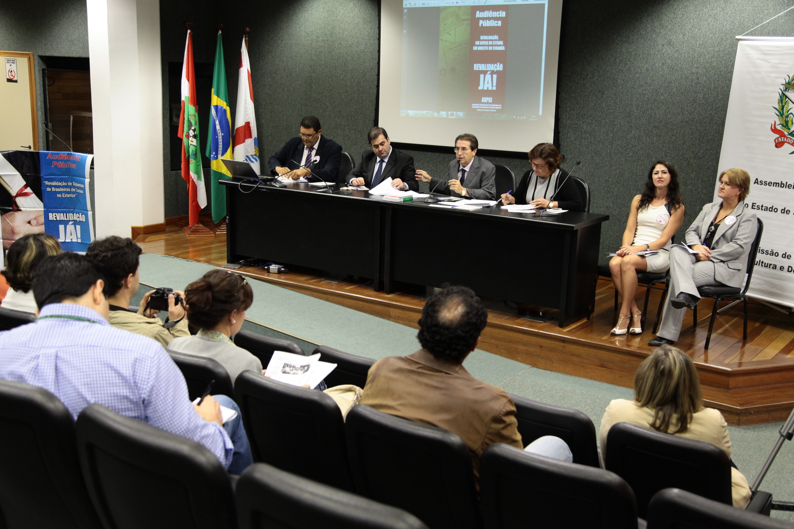 Audiência Pública Diplomas de Pós-Graduação