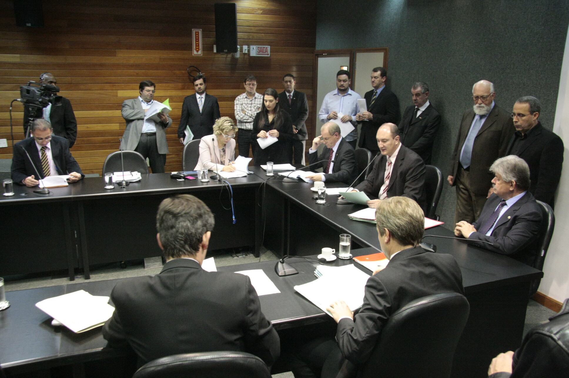 CCJ aprova programa de inclusão de pessoas com deficiência no legislativo