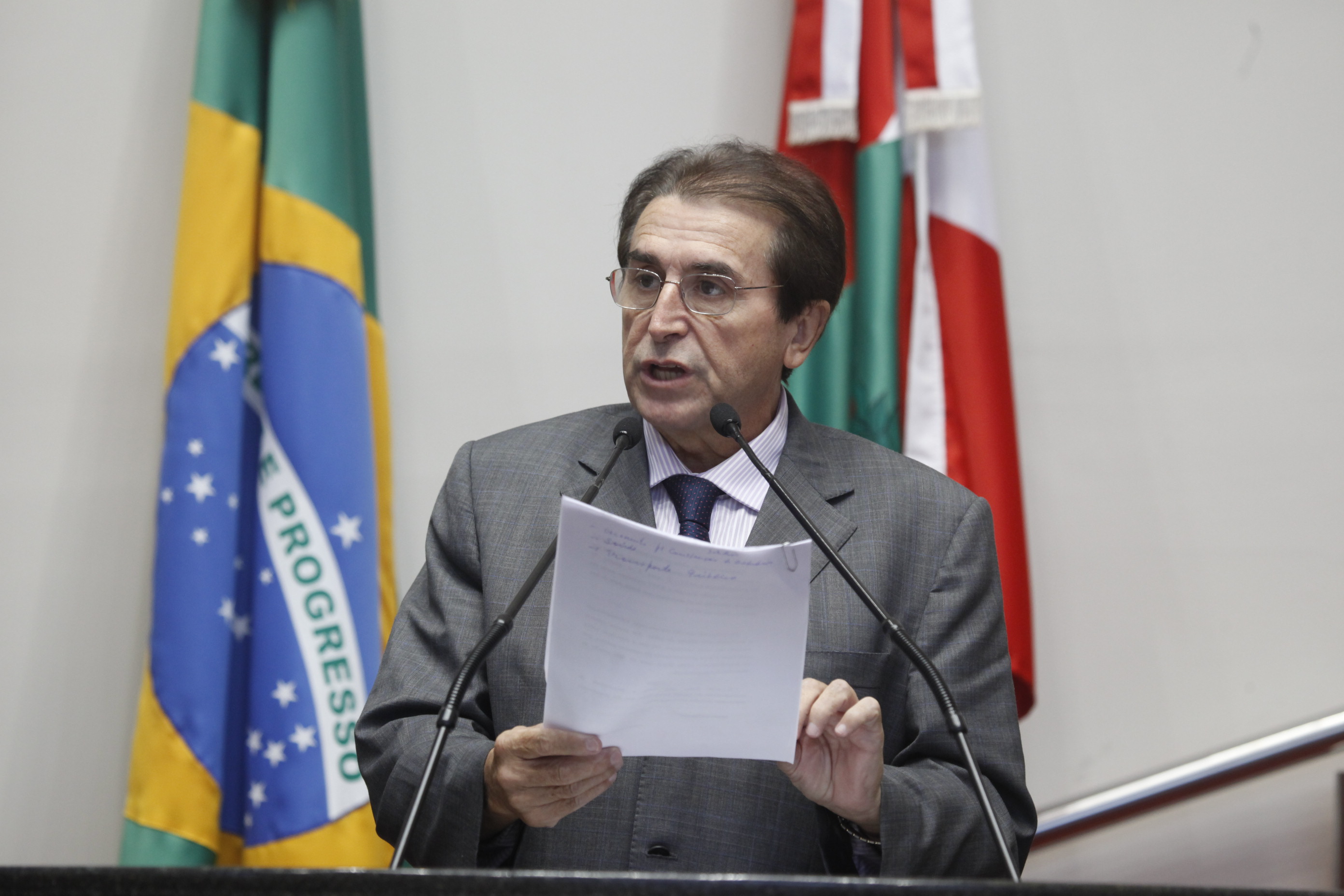 Sessão Plenária - Plenário Osni Régis - Deputado: Antonio Aguiar (PMDB) - Foto: Carlos Kilian